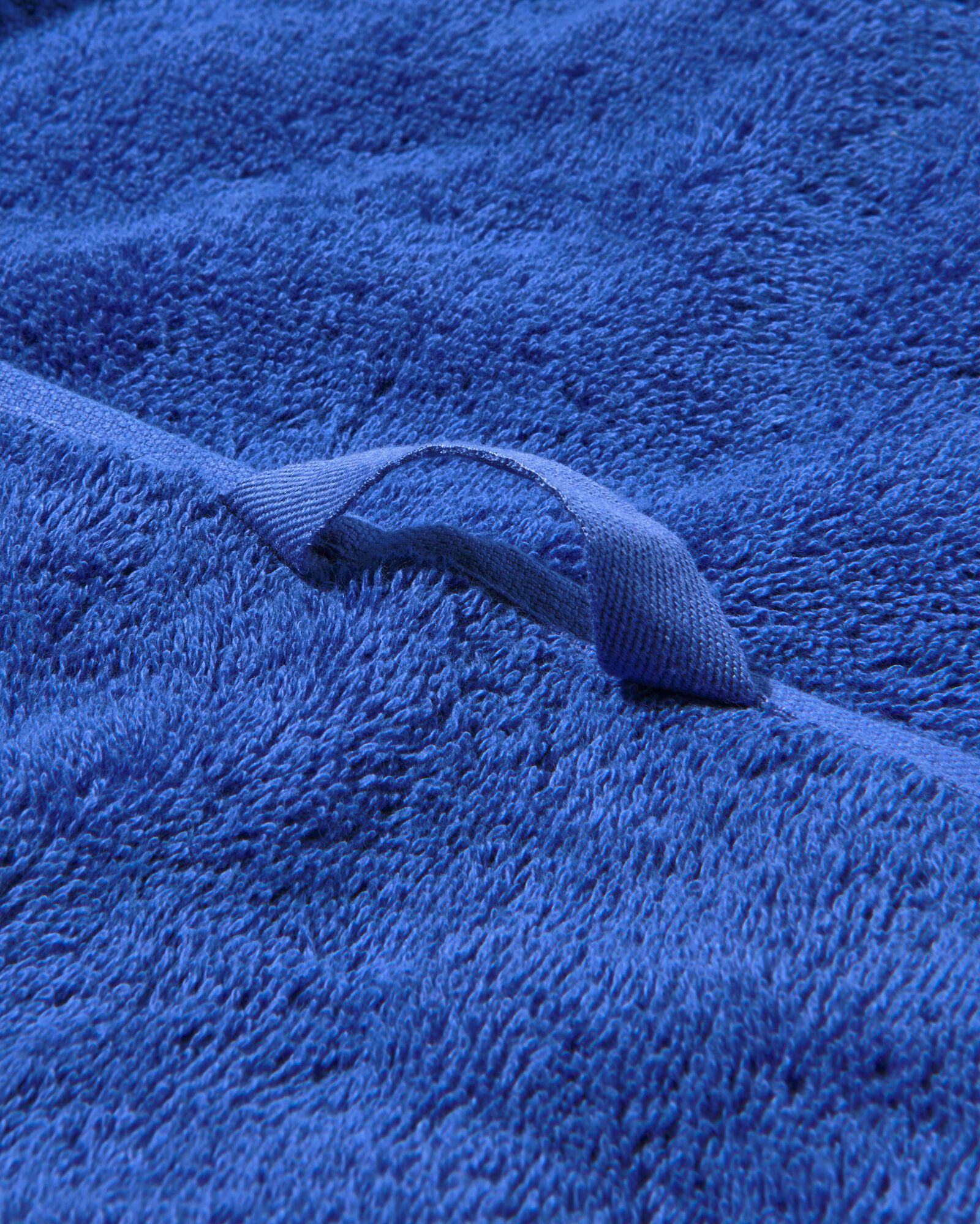 serviette 70x140cm qualit&eacute; &eacute;paisse bleu cobalt bleu cobalt serviette 70 x 140 - 5282866 - HEMA