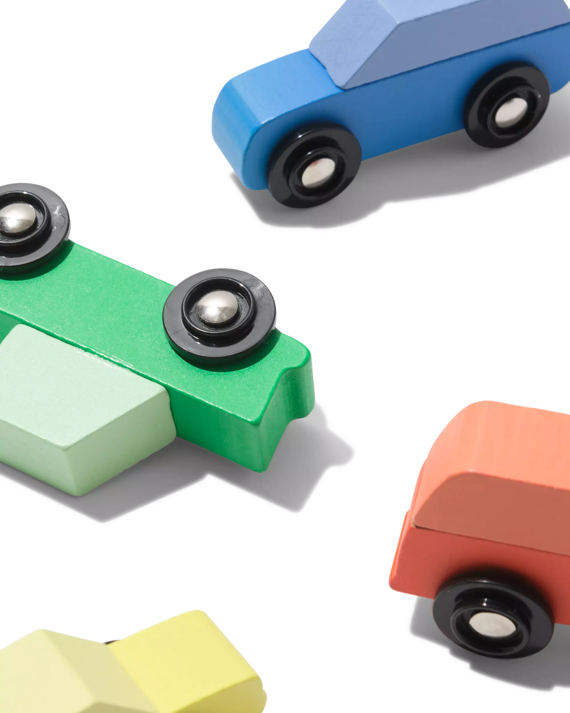 uitdeelauto's hout - 4 stuks