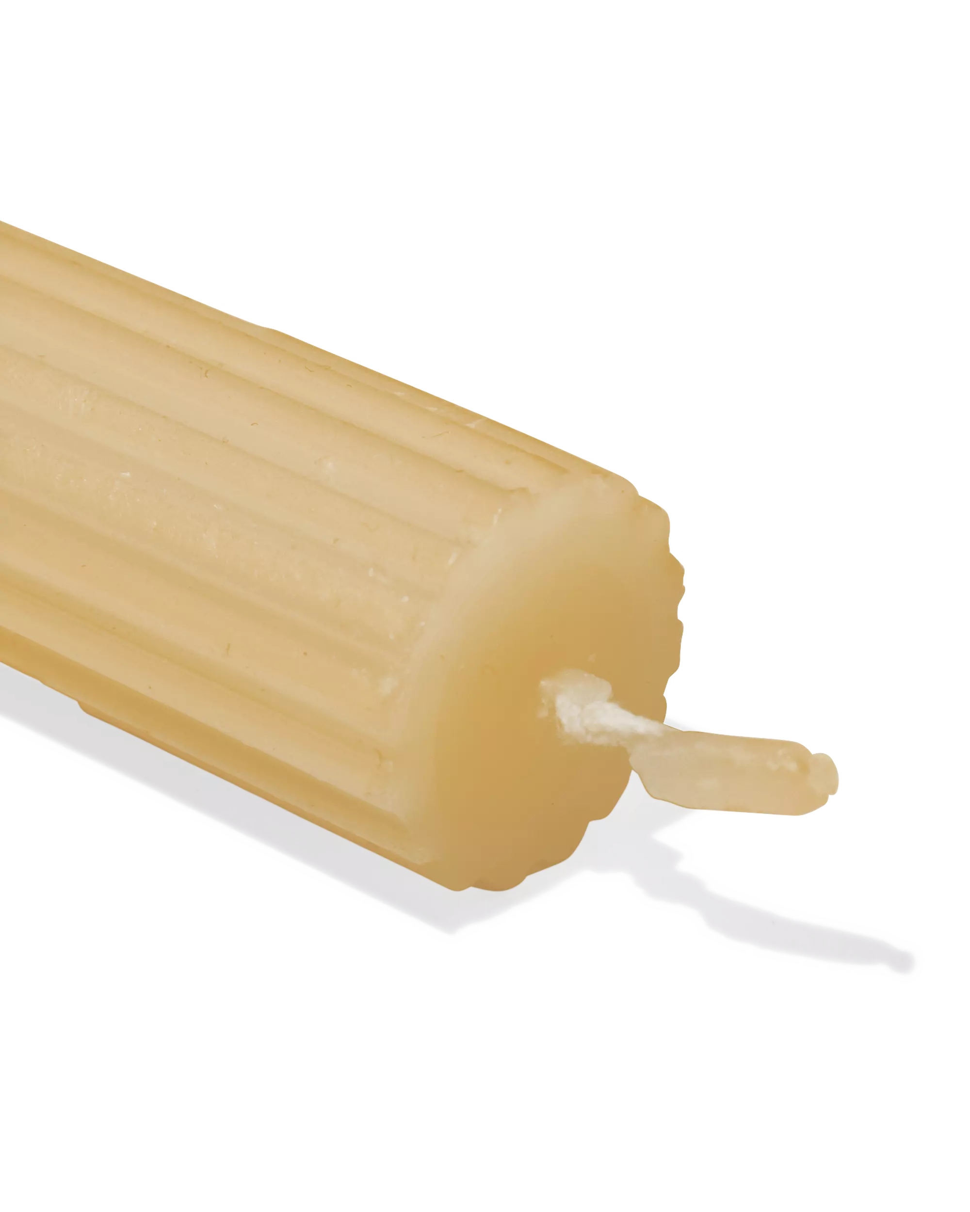 bougie longue ⌀2,2x24cm nervurée jaune clair