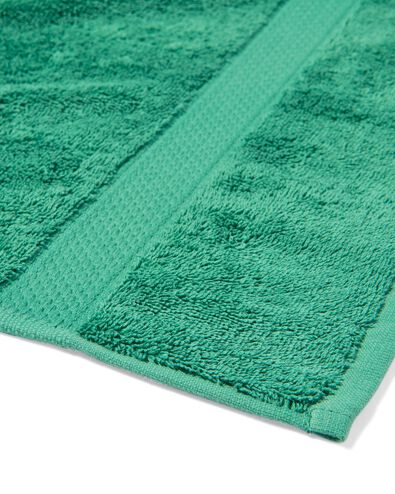 serviette 100x150 cm qualit&eacute; lourde vert moyen clair vert moyen serviette 100 x 150 - 5282873 - HEMA