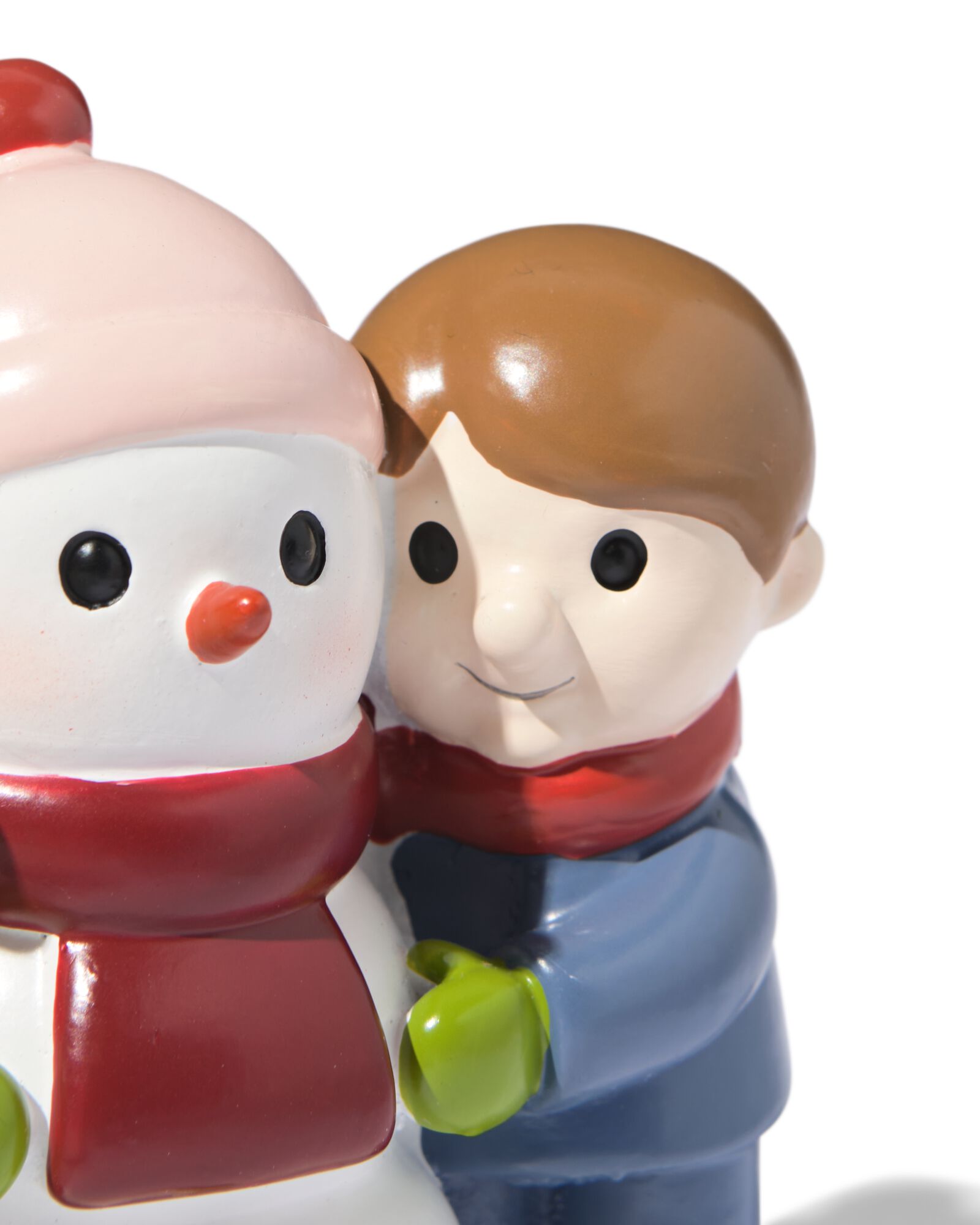 enfants avec bonhomme de neige devant le village de No&euml;l - 41501980 - HEMA