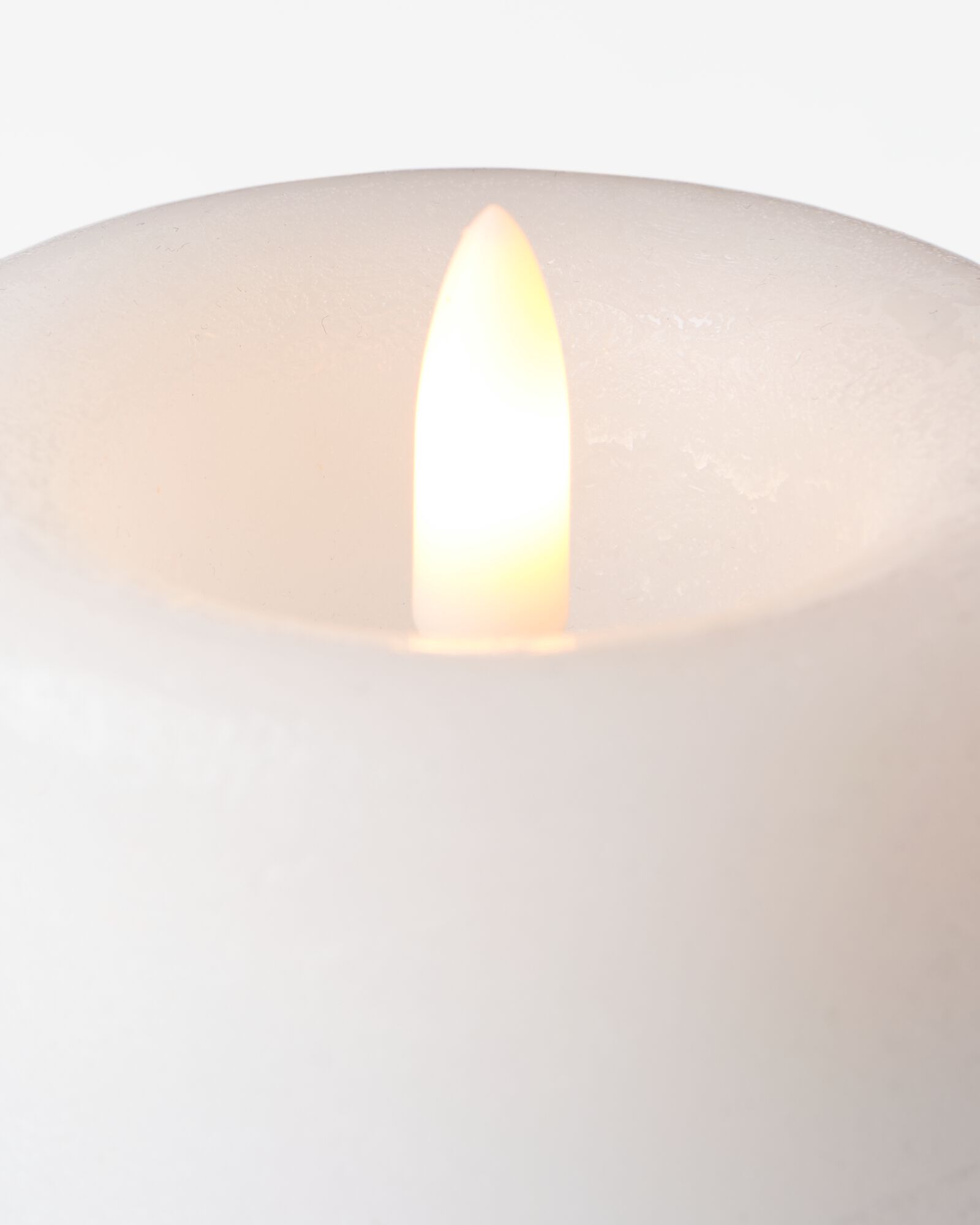 LED-Stumpenkerze, ⌀ 7,5 &times; 10 cm, rustikal, Wei&szlig; - 13550237 - HEMA