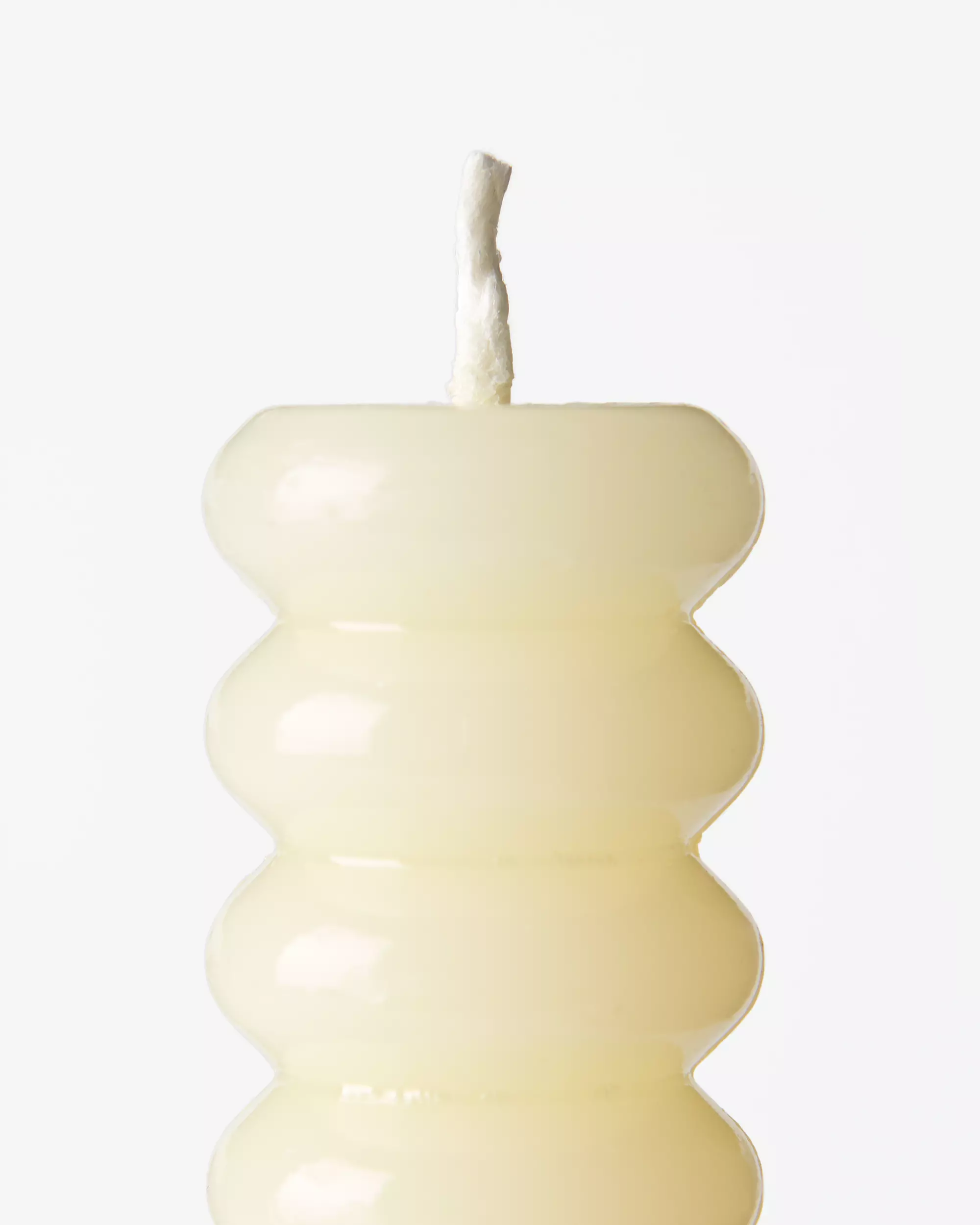 bougies longues ⌀2,2 x 25 cm nervurées jaune clair - 2 pièces