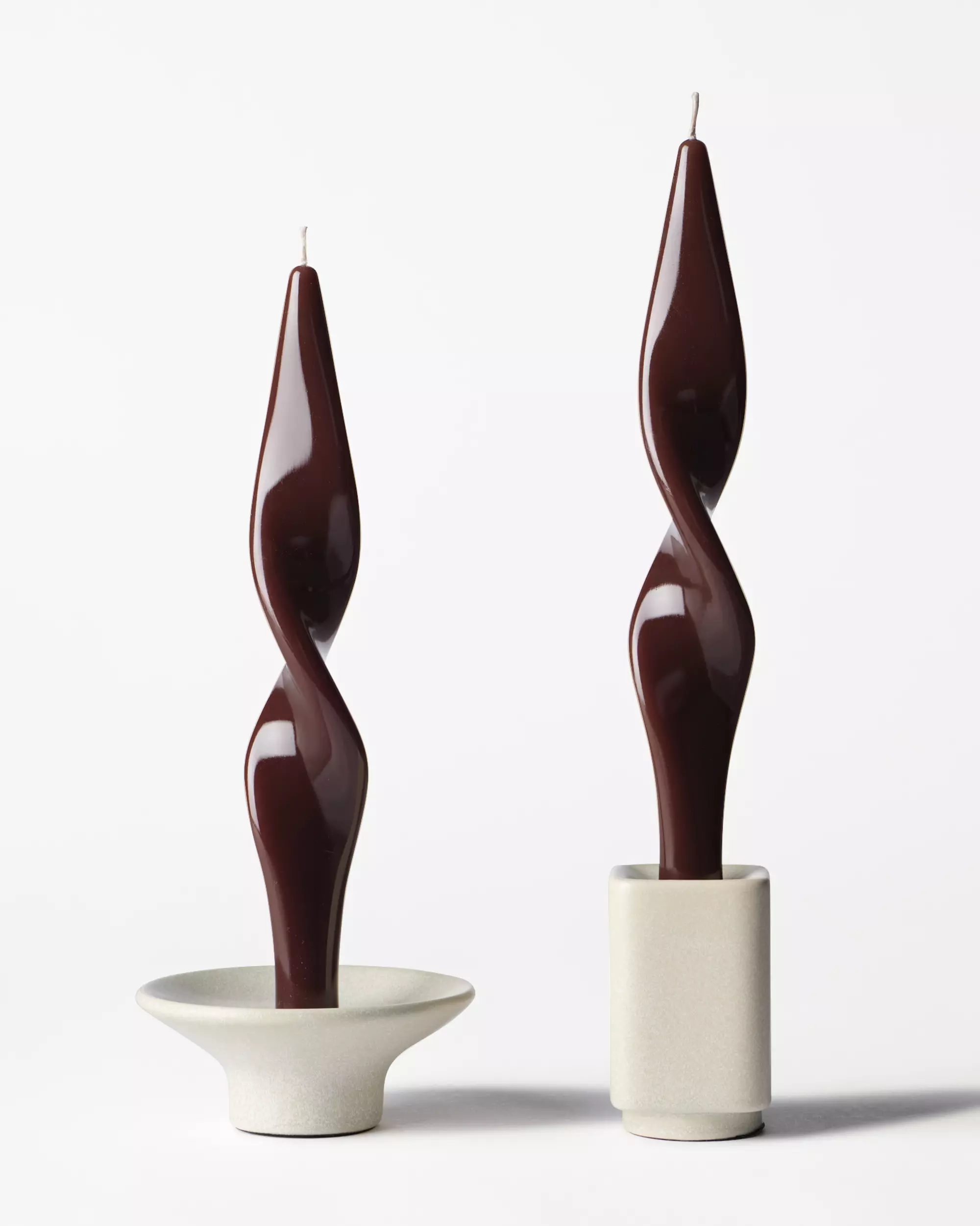 bougies longues XL ⌀4,3 x 27 cm torsadées marron foncé - lot de 2