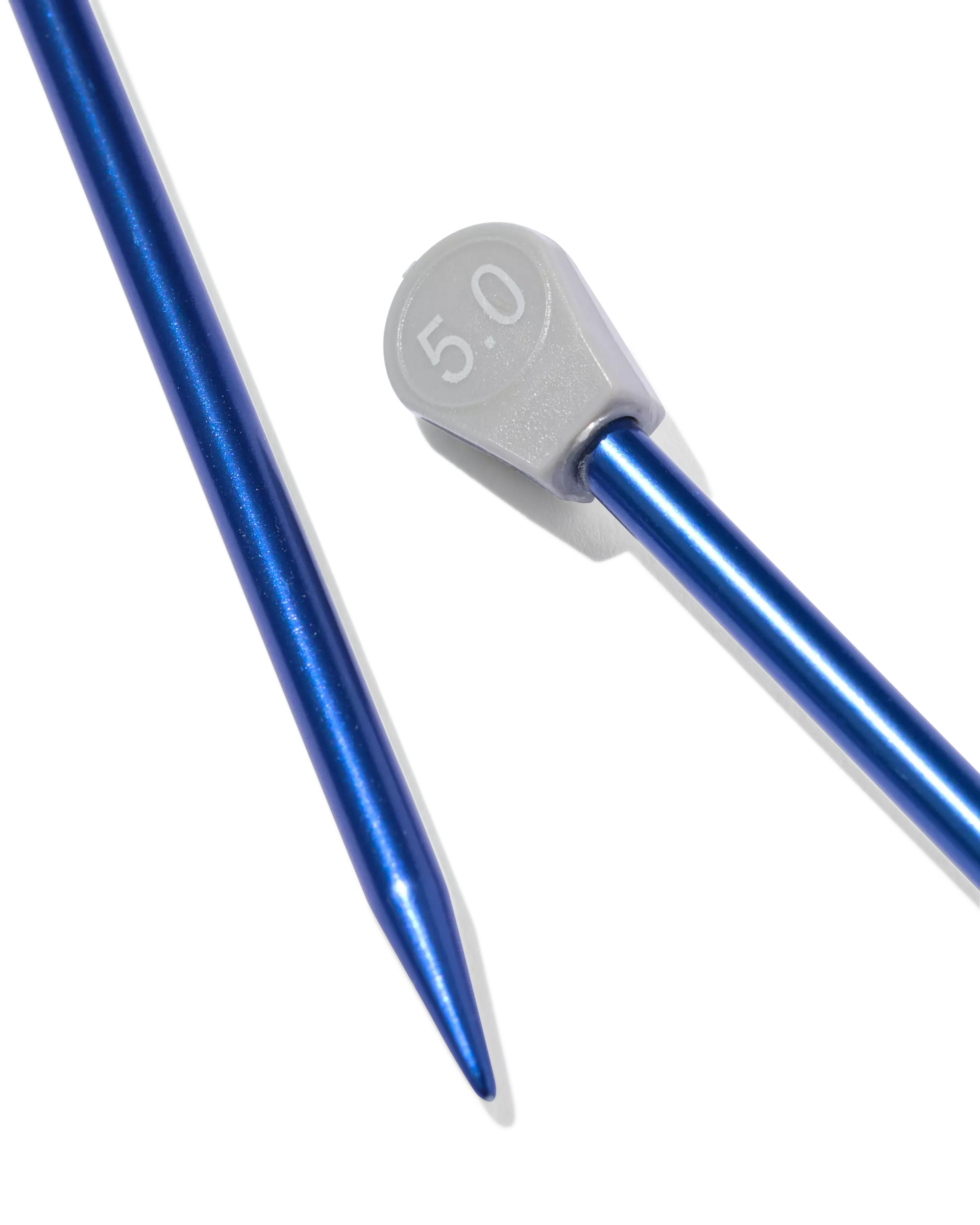 2 aiguilles à tricoter 5mm