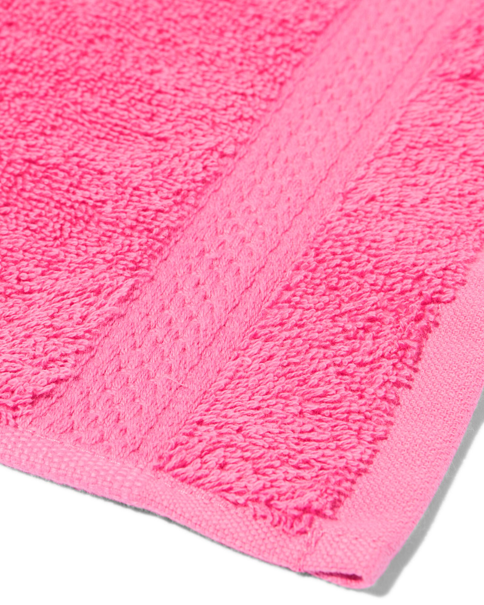 petite serviette 33x50 cm qualit&eacute; sup&eacute;rieure fuchsia fuchsia petite serviette - 5200283 - HEMA