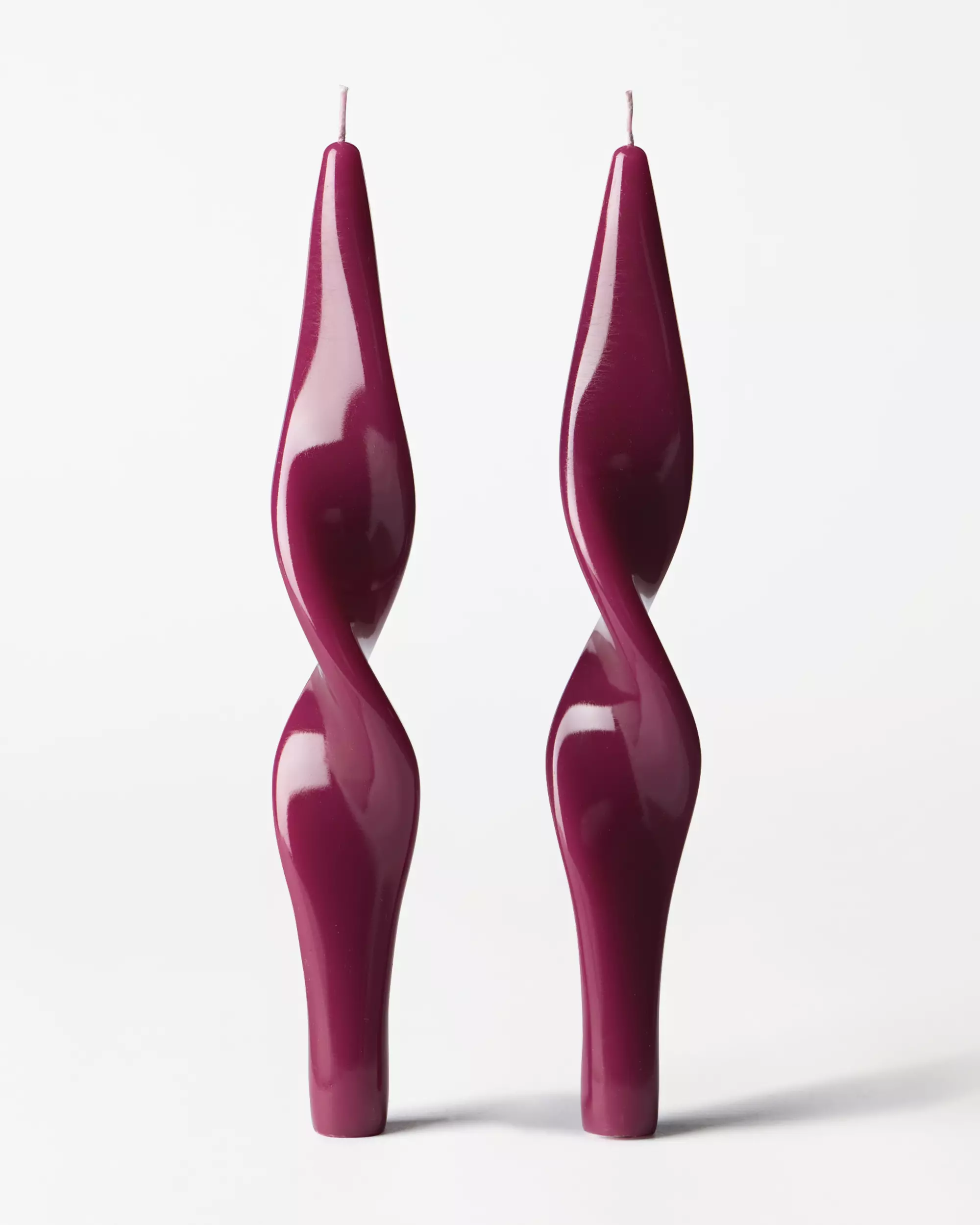 bougies longues XL ⌀4,3 x 27 cm torsadées aubergine - lot de 2