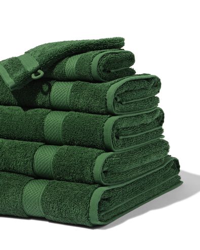 serviette 70x140 cm qualit&eacute; sup&eacute;rieure vert for&ecirc;t vert for&ecirc;t serviette 70 x 140 - 5200298 - HEMA