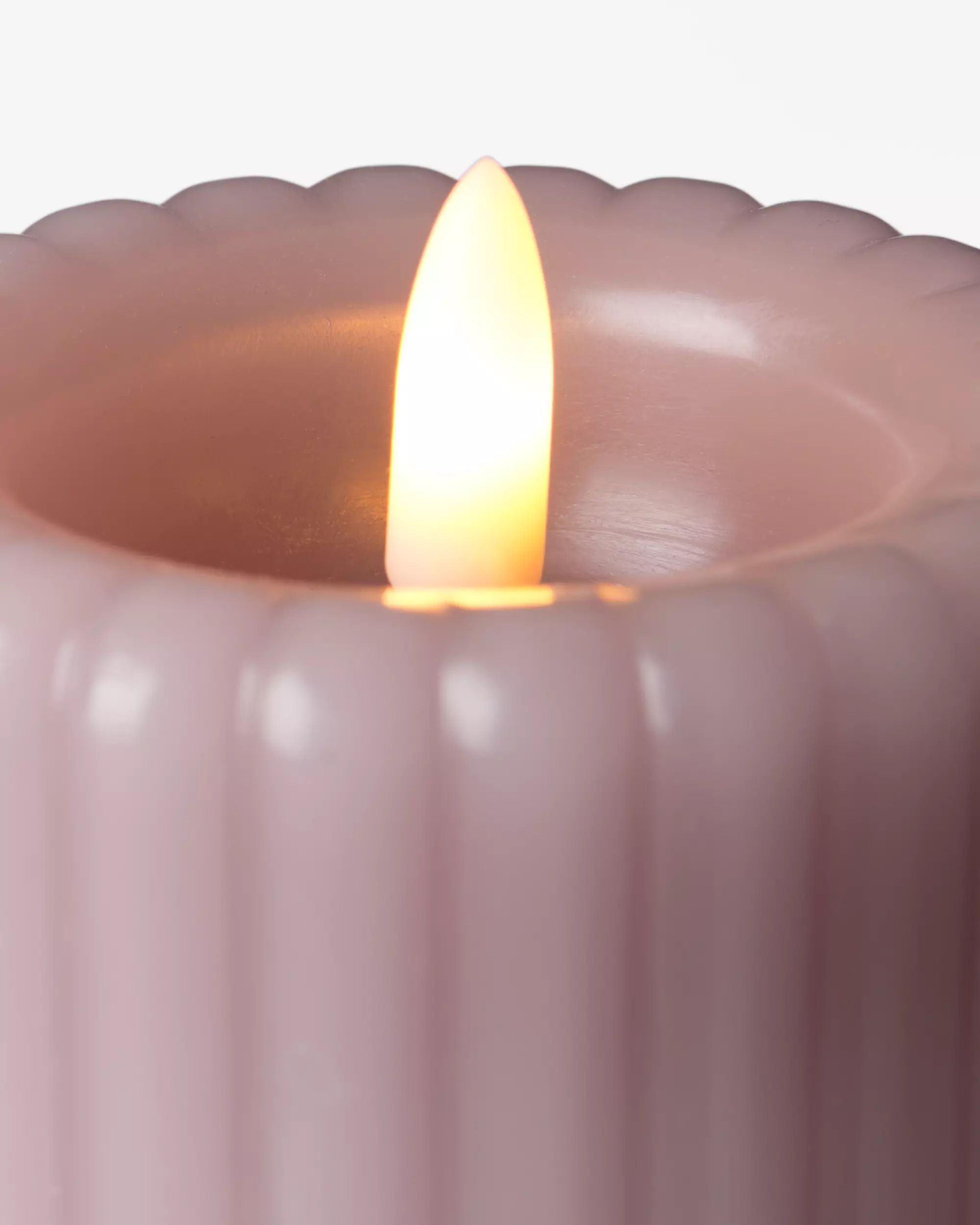 bougie cylindrique led ⌀7,5 x 15 cm nervurée naturelle