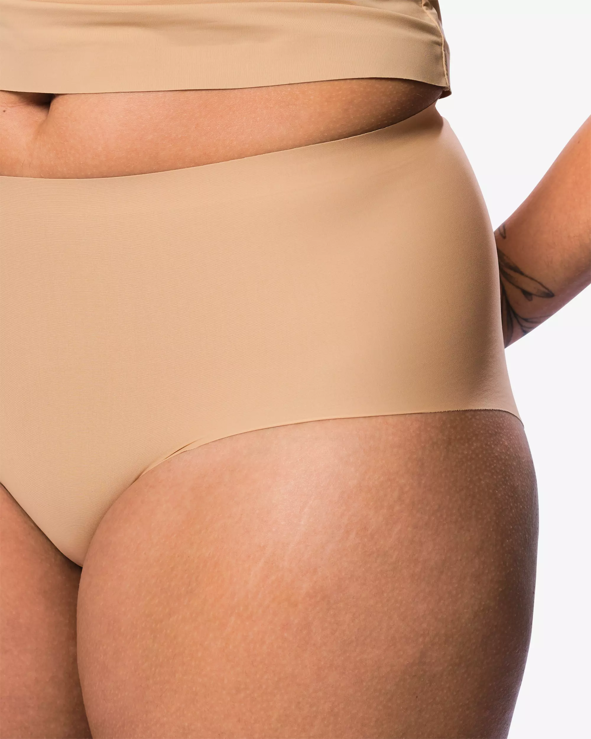 slip femme moyennement gainant taille haute