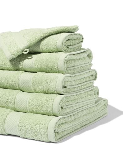 serviette 50x100cm qualit&eacute; sup&eacute;rieure vert citron vert lime serviette 50 x 100 - 5200278 - HEMA