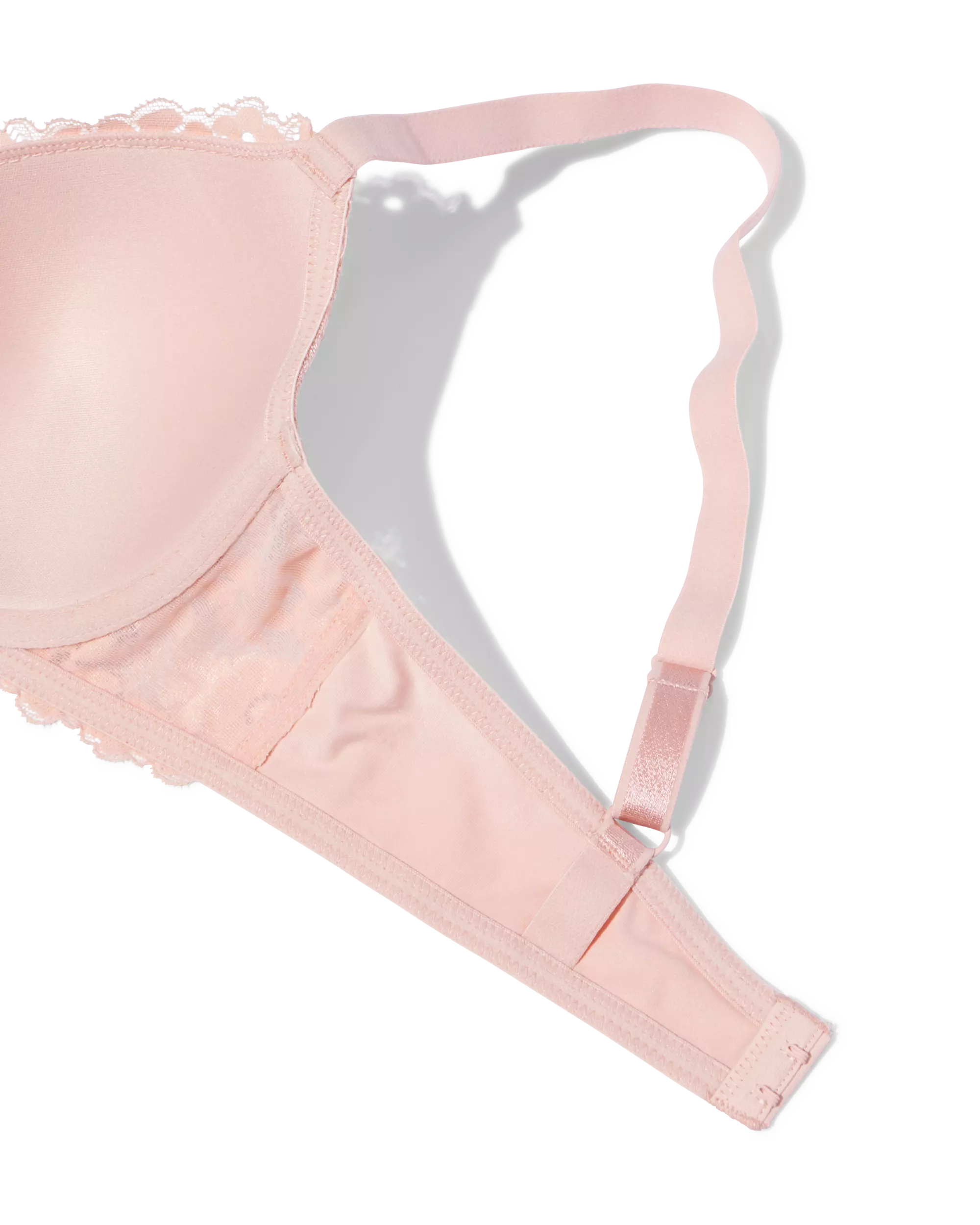 soutien-gorge dentelle préformé avec armatures