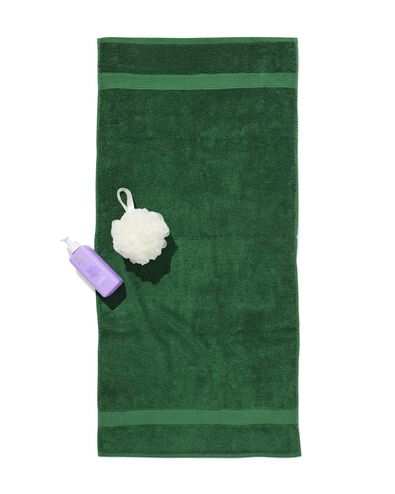 serviette 50x100 cm qualit&eacute; sup&eacute;rieure vert for&ecirc;t vert for&ecirc;t serviette 50 x 100 - 5200296 - HEMA