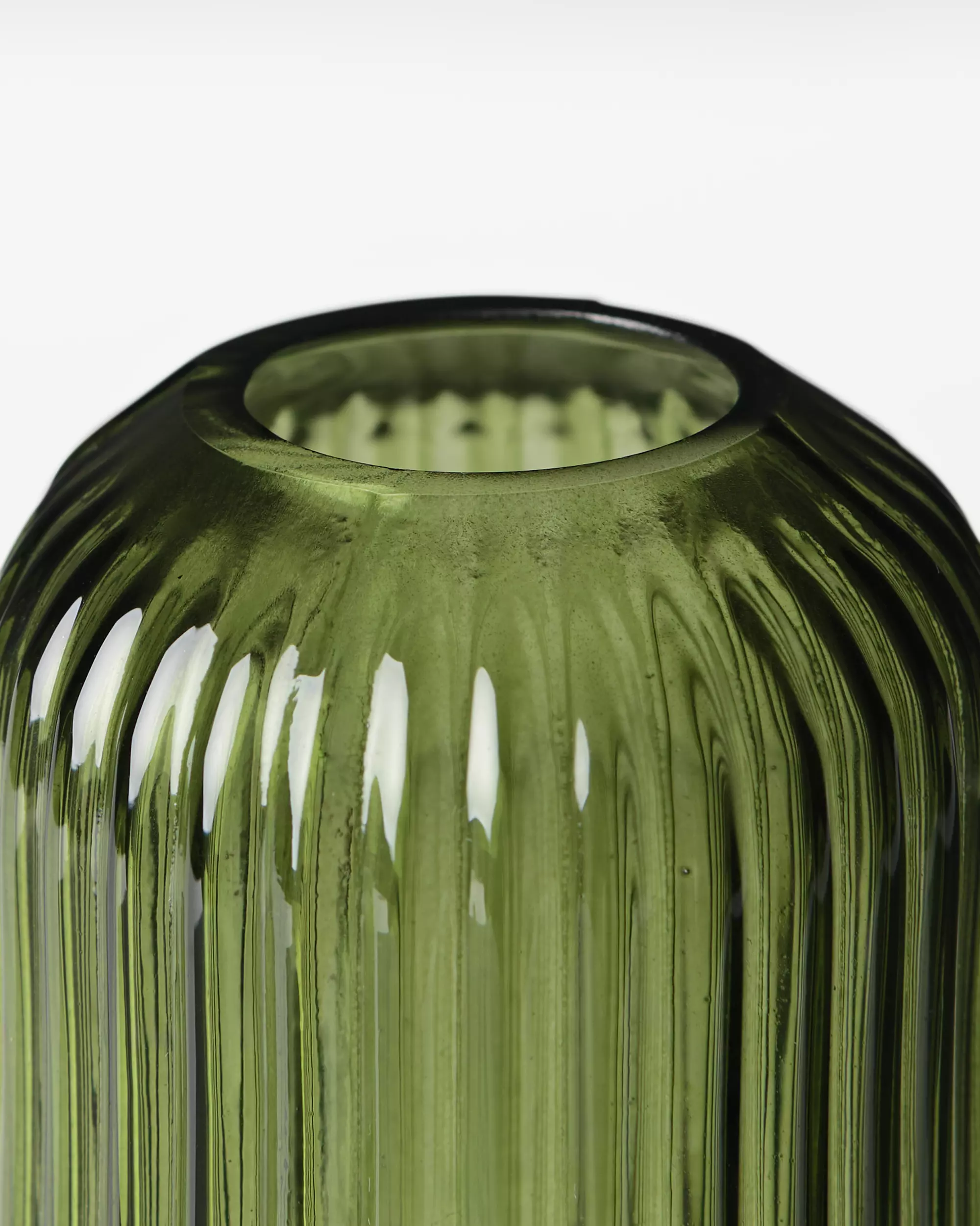 vase ⌀8,4x10cm Bink verre nervuré vert