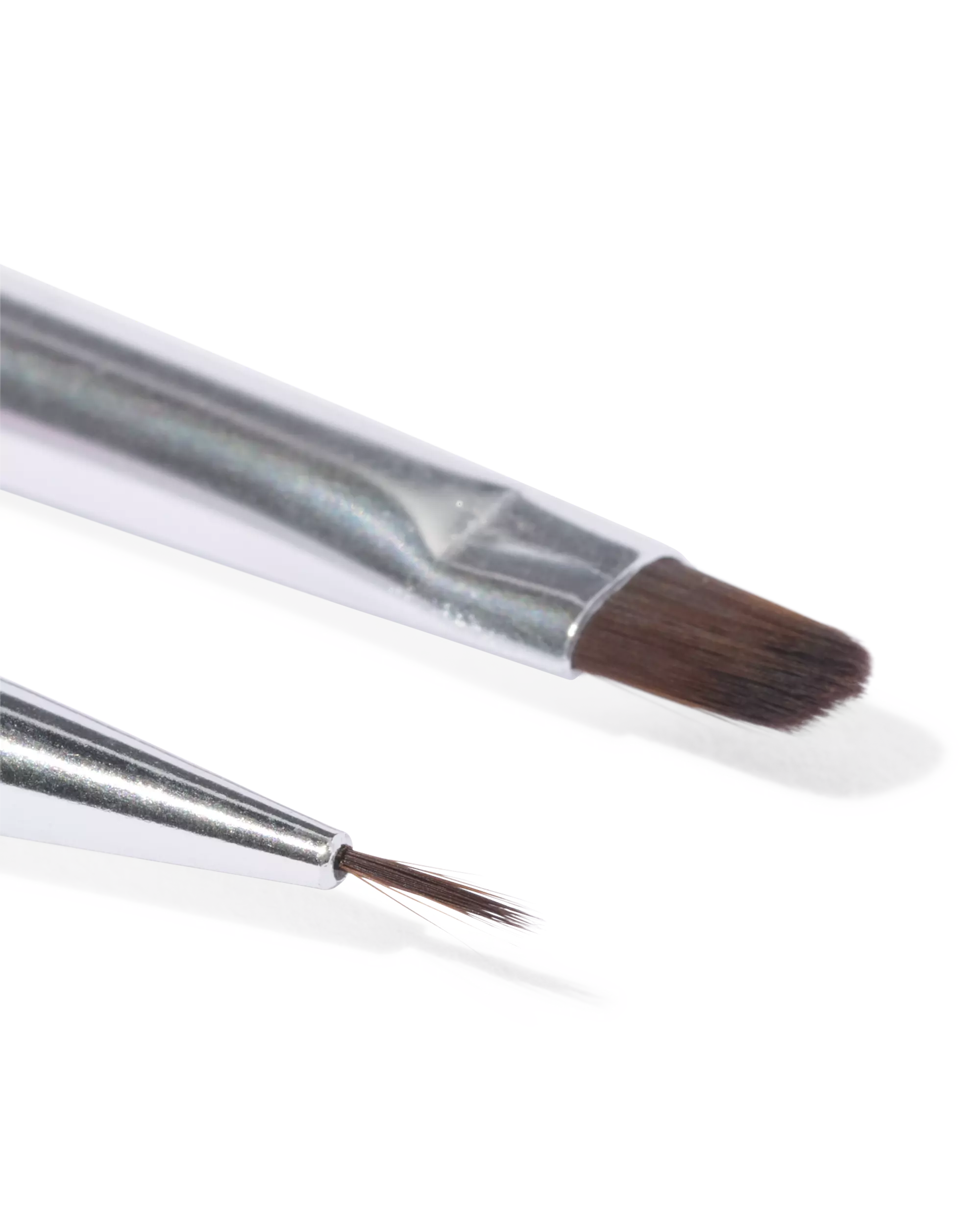 pinceaux pour le nail art