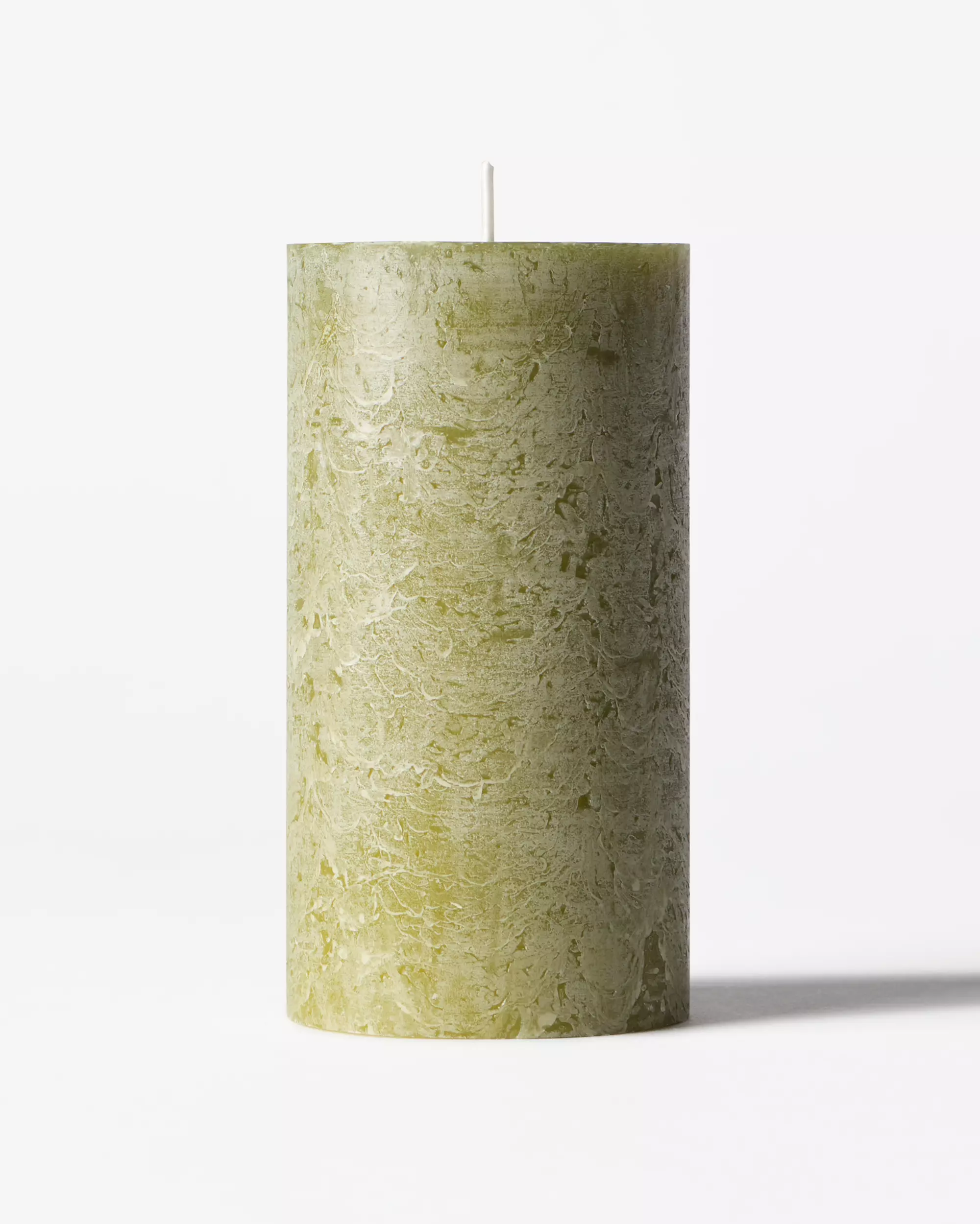 bougie cylindrique ⌀7x13cm rustique couleur olive