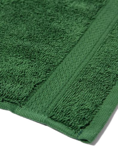 petite serviette 33x50 cm qualit&eacute; sup&eacute;rieure vert for&ecirc;t vert for&ecirc;t petite serviette - 5200295 - HEMA