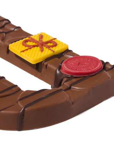 Lettre en chocolat d&eacute;cor&eacute;e &agrave; la main lait D 180g D lait - 24427404 - HEMA