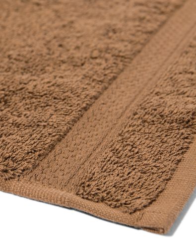 petite serviette 33x50 cm qualit&eacute; lourde marron moyen marron moyen petite serviette - 5200289 - HEMA
