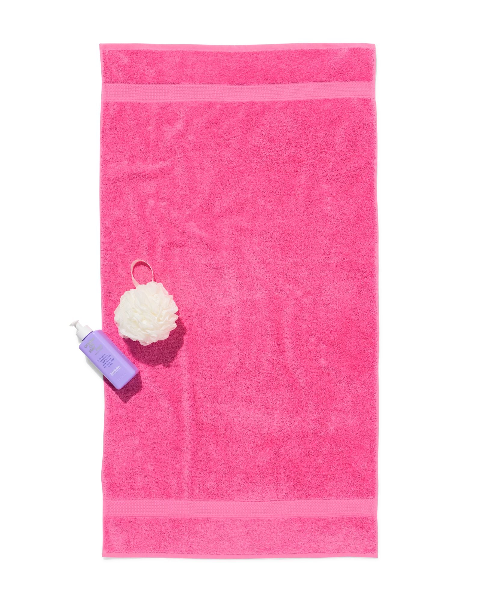 serviette 60x110cm qualit&eacute; sup&eacute;rieure fuchsia fuchsia serviette 60 x 110 - 5200285 - HEMA