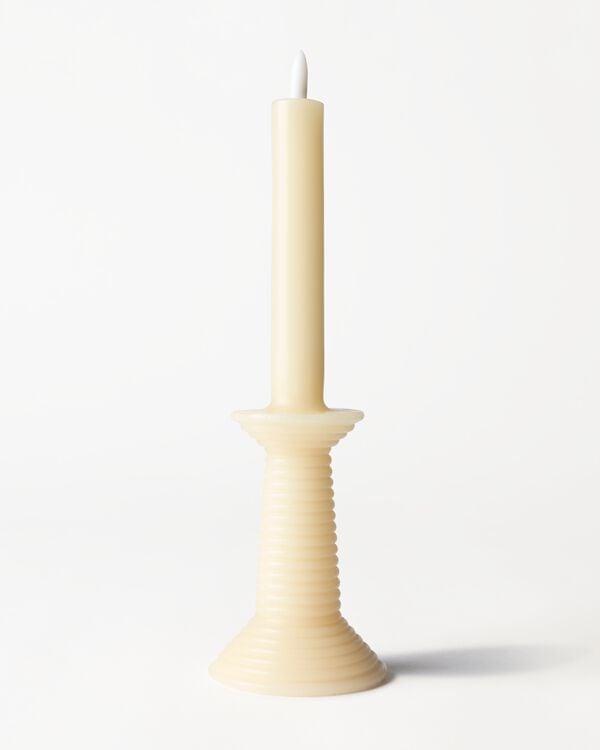 LED-Formkerze, Kerzenst&auml;nder, ⌀ 7,6 &times; 27,5 cm, rustikal, Elfenbein - 13550226 - HEMA