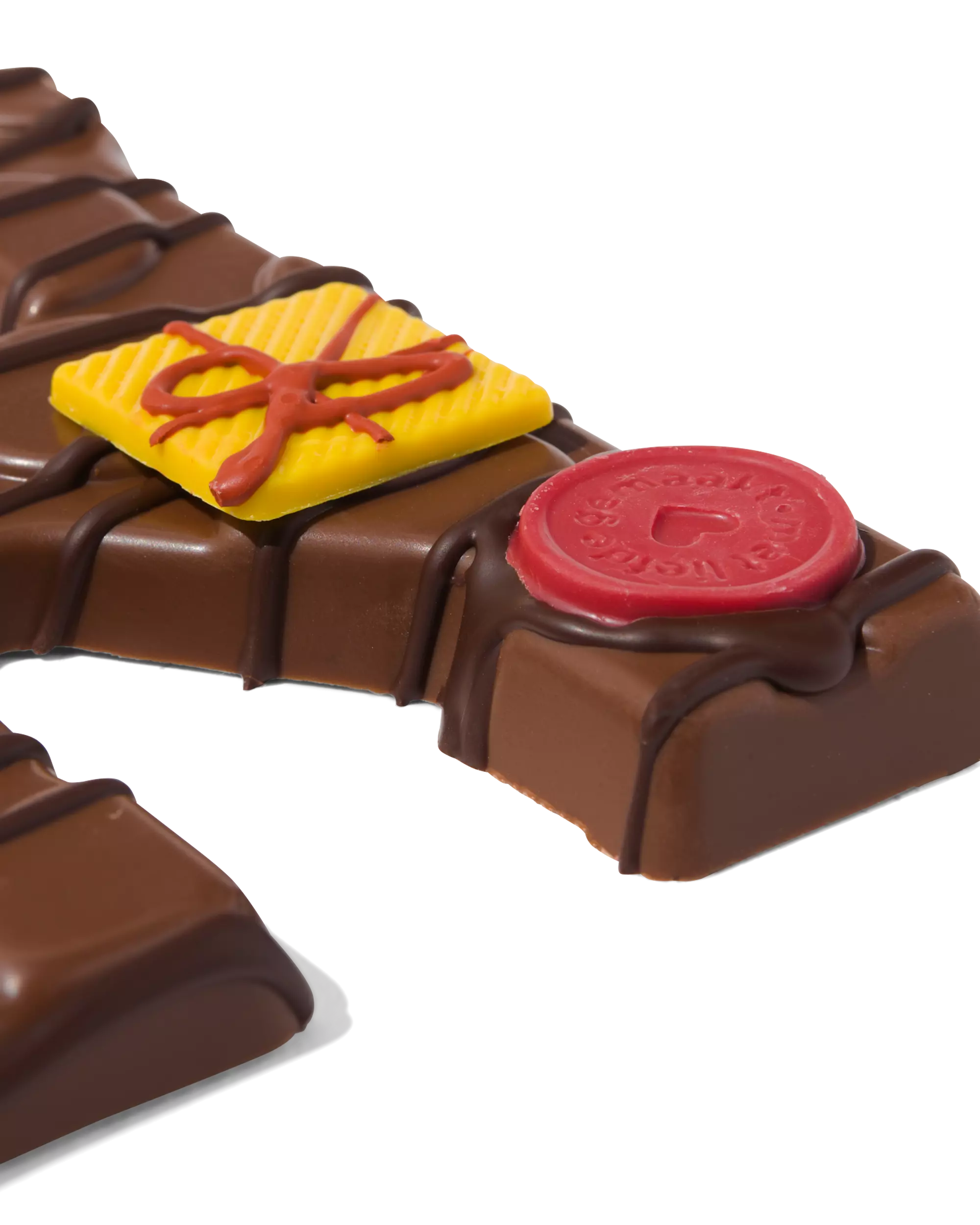 handgedecoreerde chocoladeletter melk N 180g