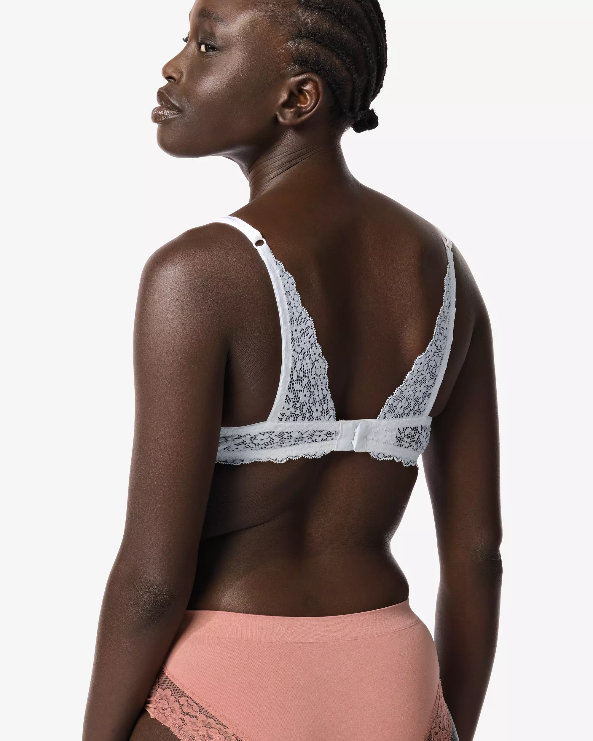 soutien-gorge push-up préformé avec armatures