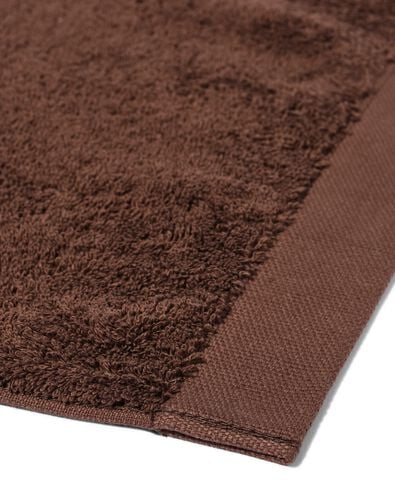 serviette 50 x 100 cm qualit&eacute; h&ocirc;tel extra douce marron fonc&eacute; marron fonc&eacute; serviette 50 x 100 - 5200313 - HEMA