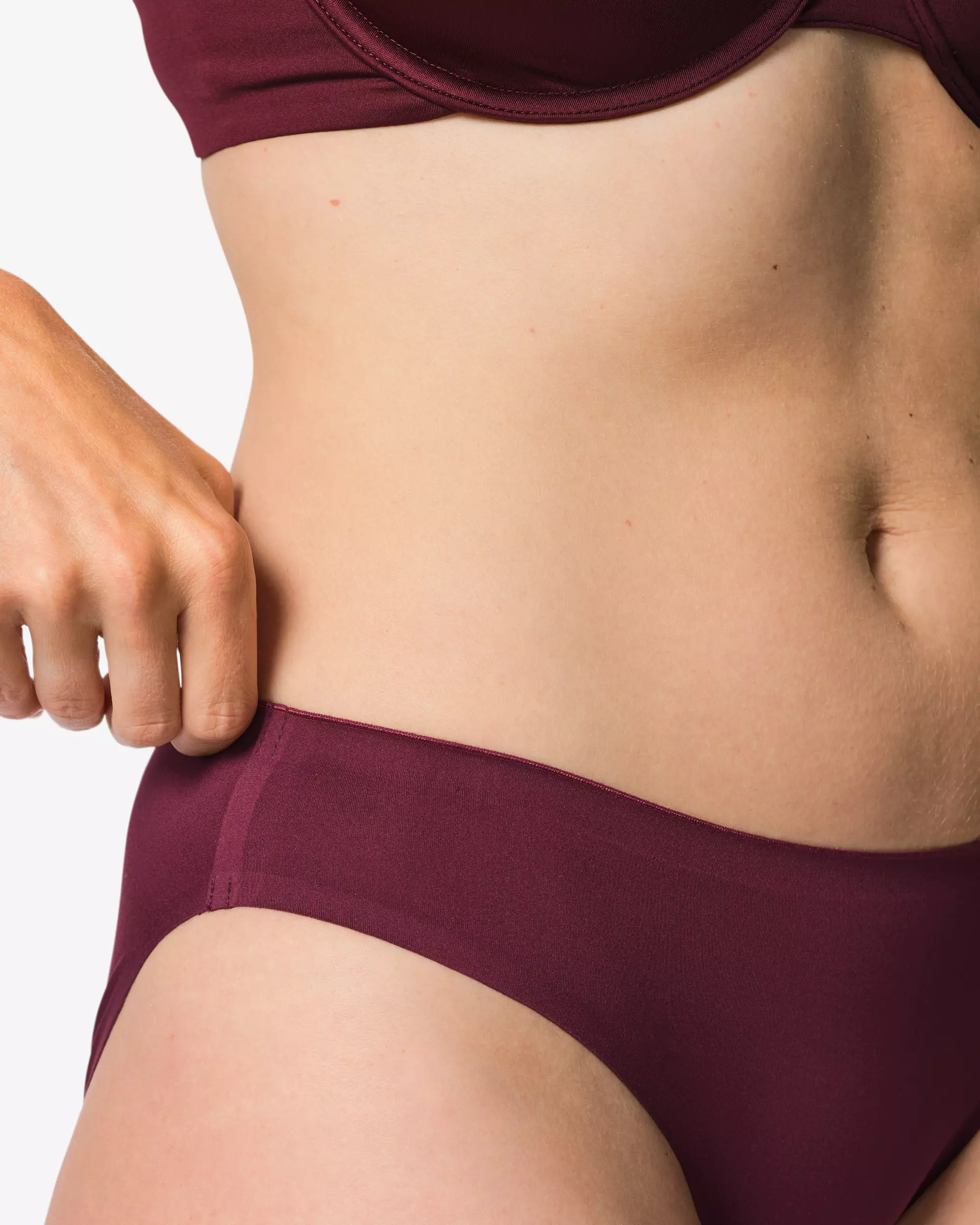 slip femme seconde peau microfibres