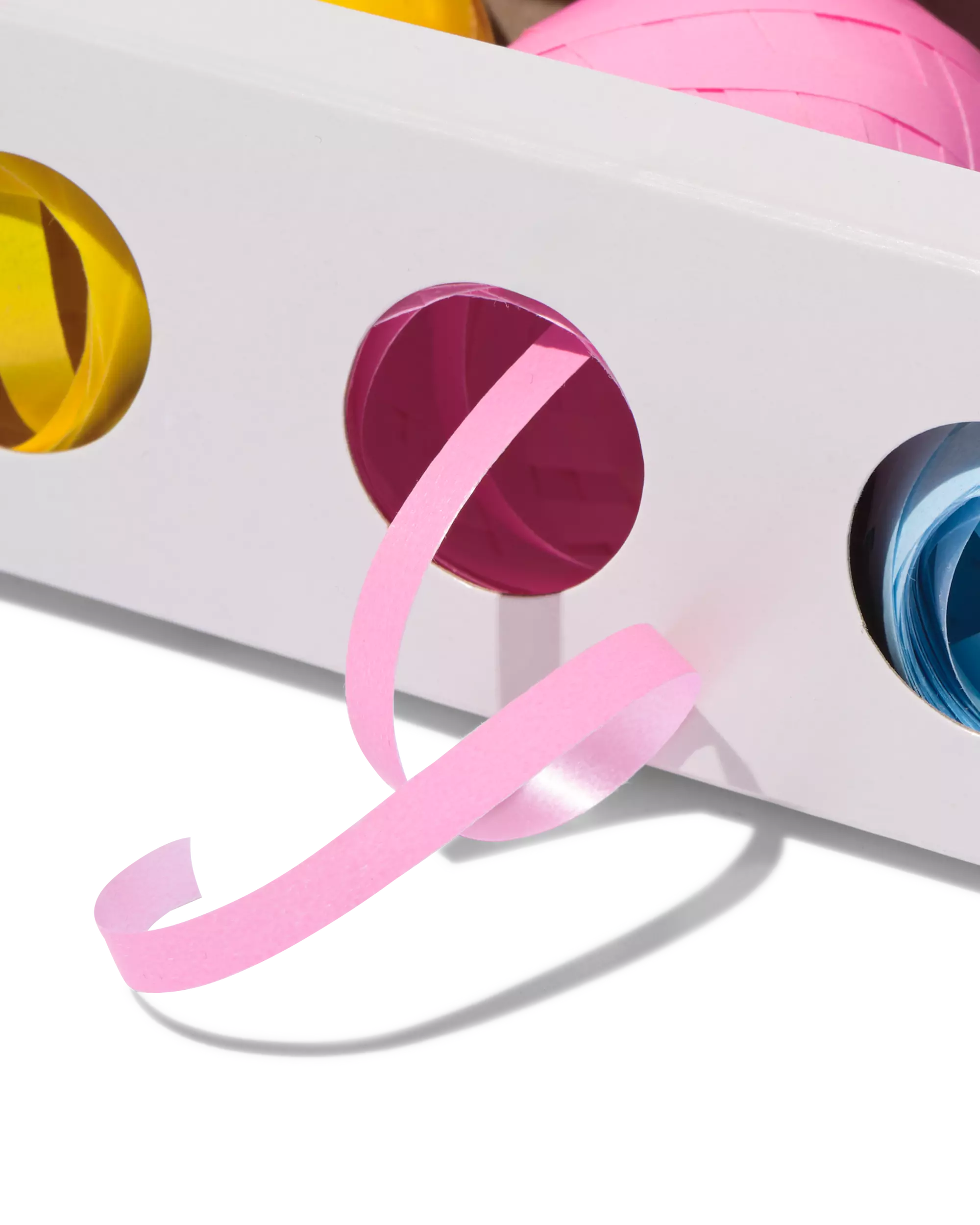 ruban 15m plastique confettis - 4 pièces