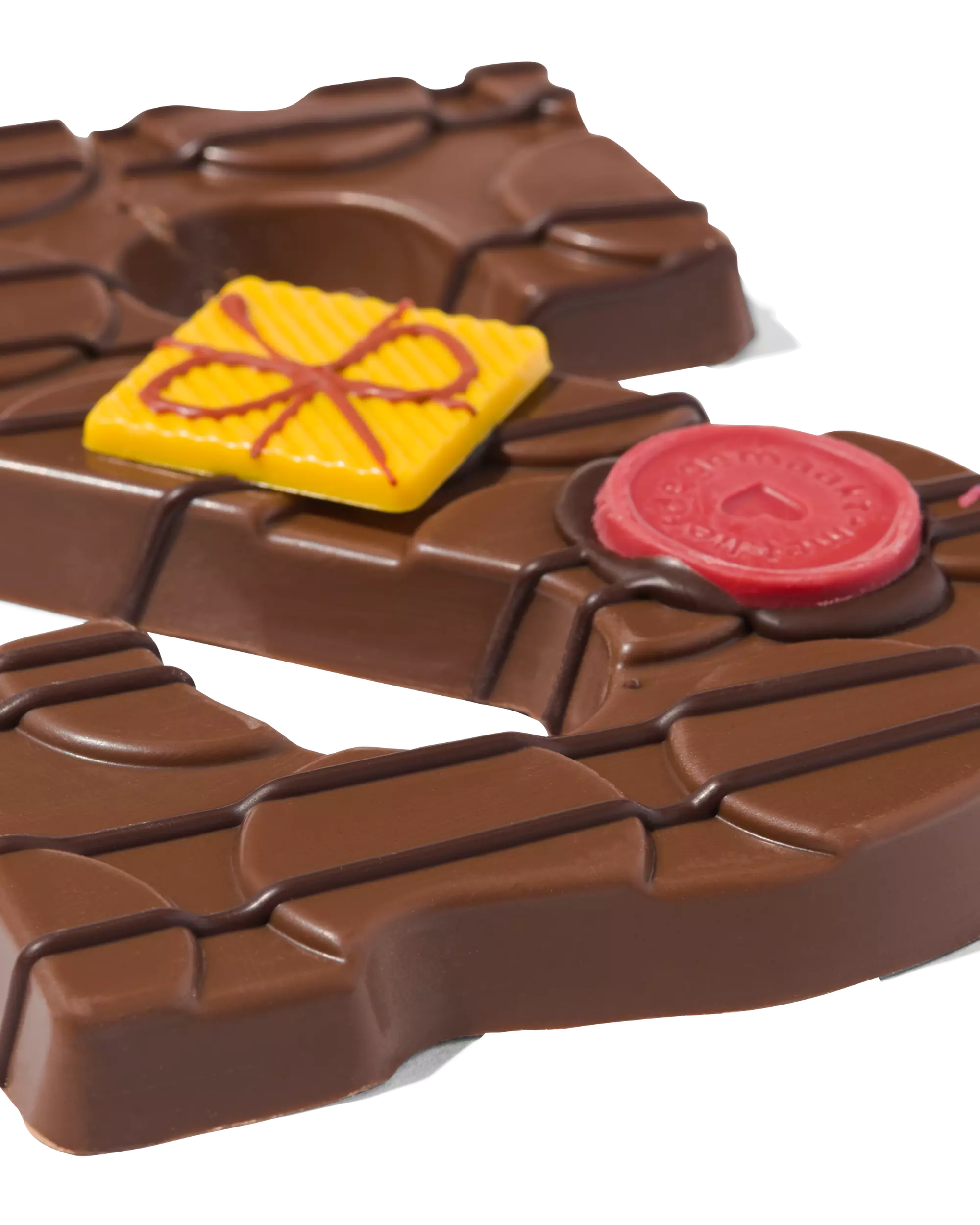 handgedecoreerde chocoladeletter melk S 180g