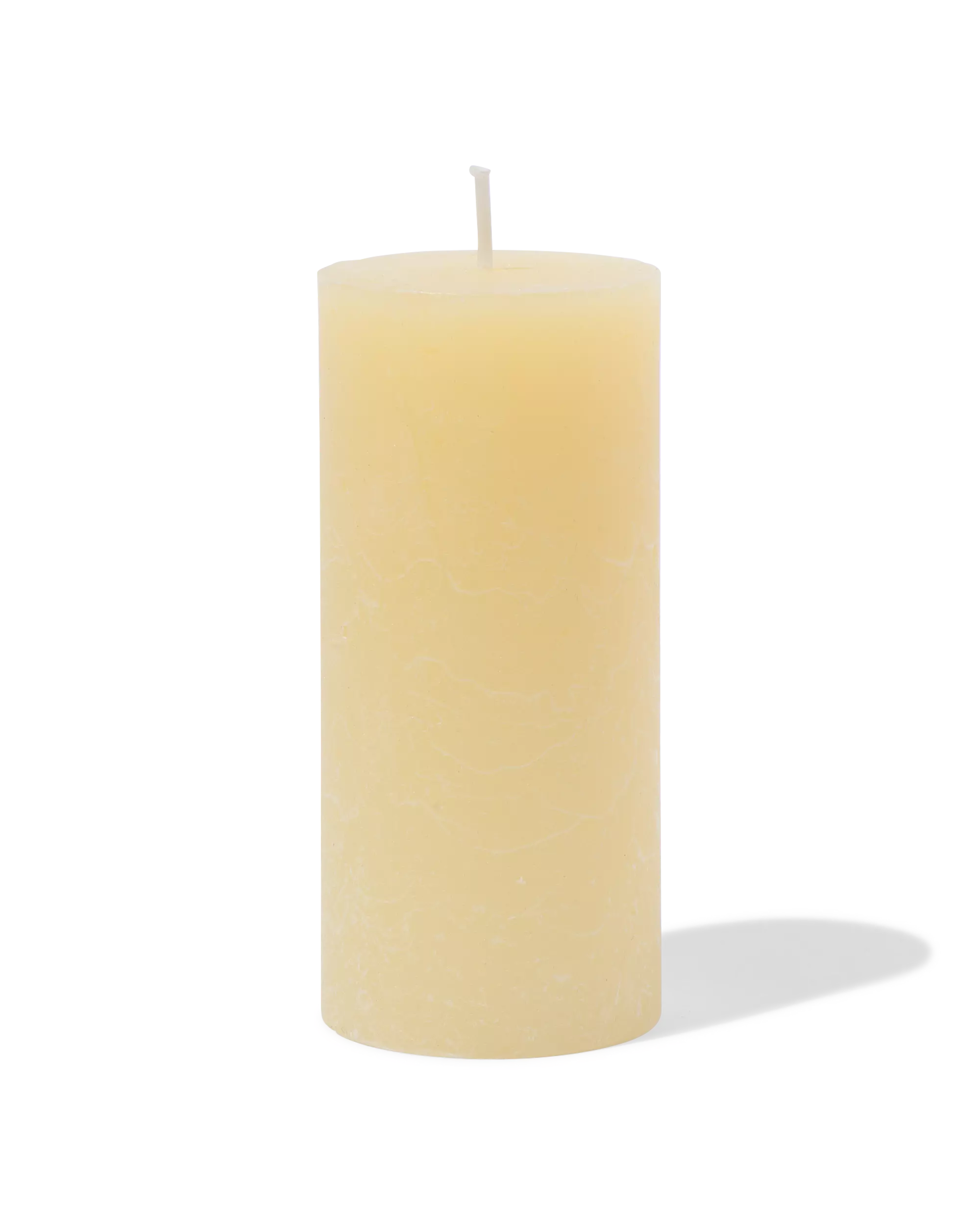 jaune pâle