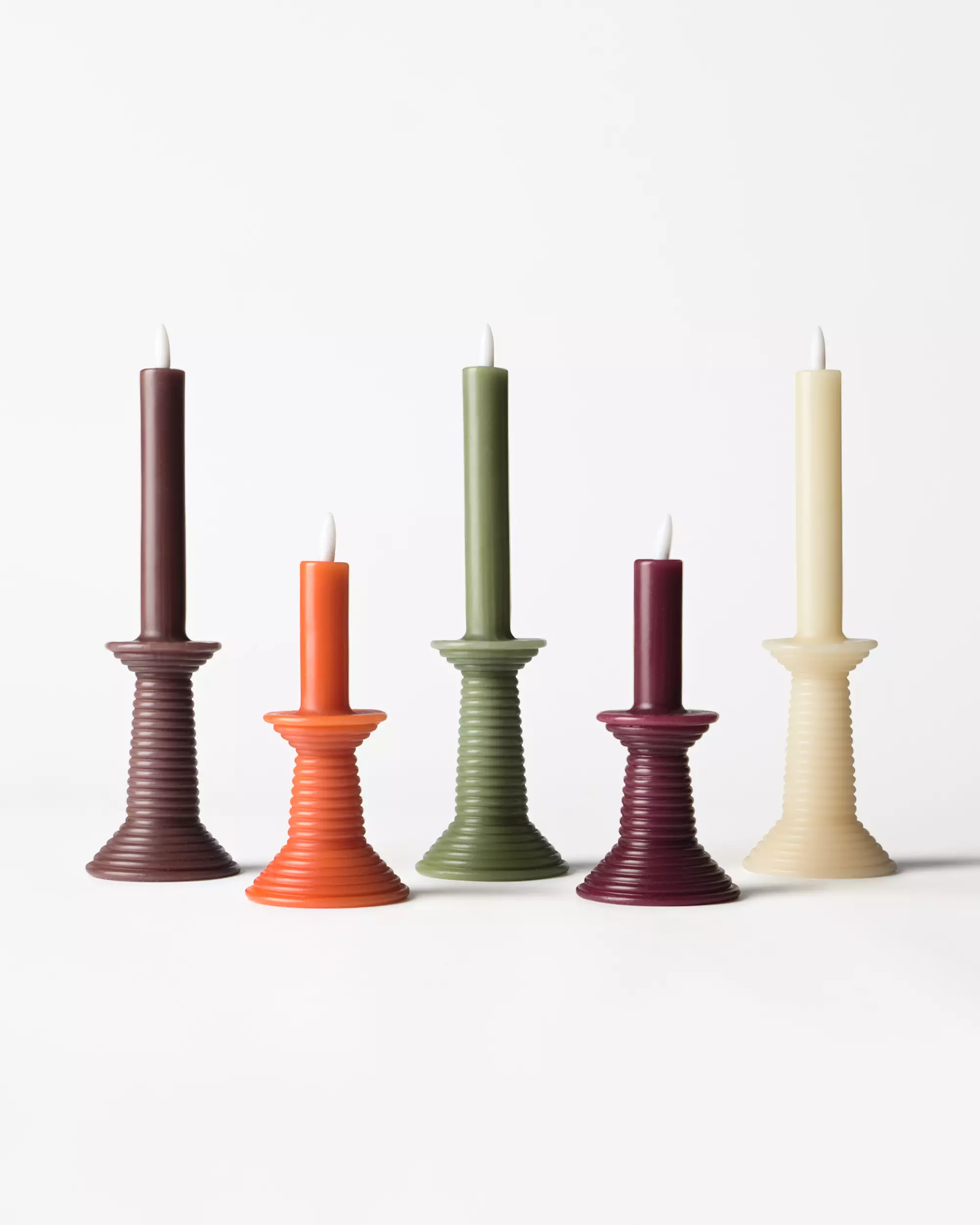 bougie led en forme de bougeoir ⌀7,6 x 18 cm rustique aubergine
