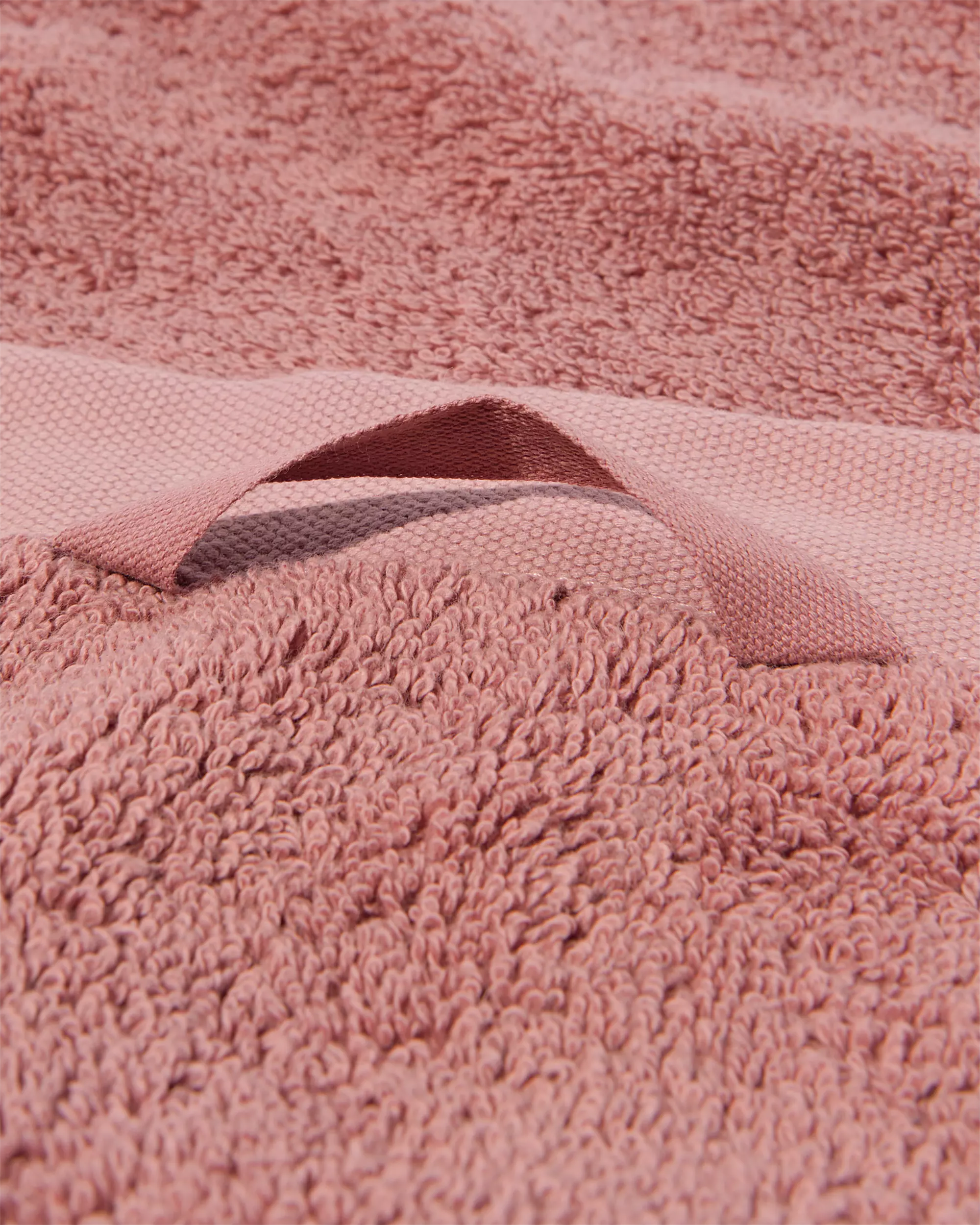 petite serviette 33x50 qualité hôtelière extra douce rose profond
