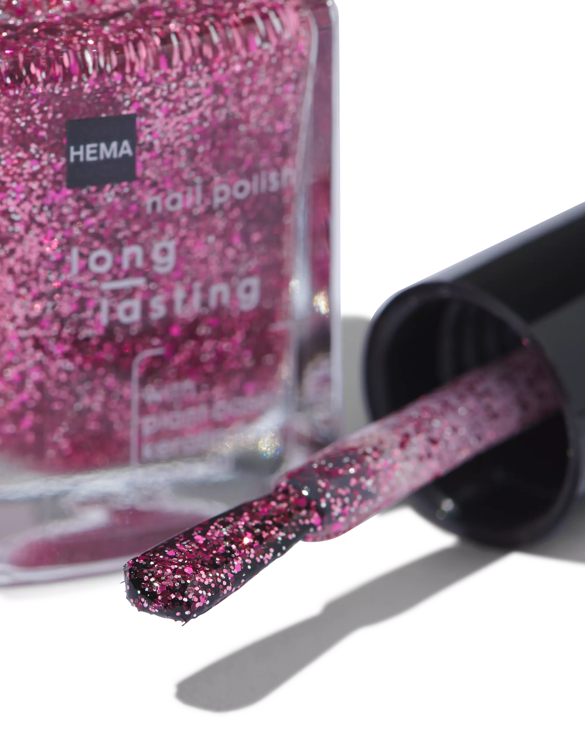 vernis à ongles longue tenue 811 gemming red