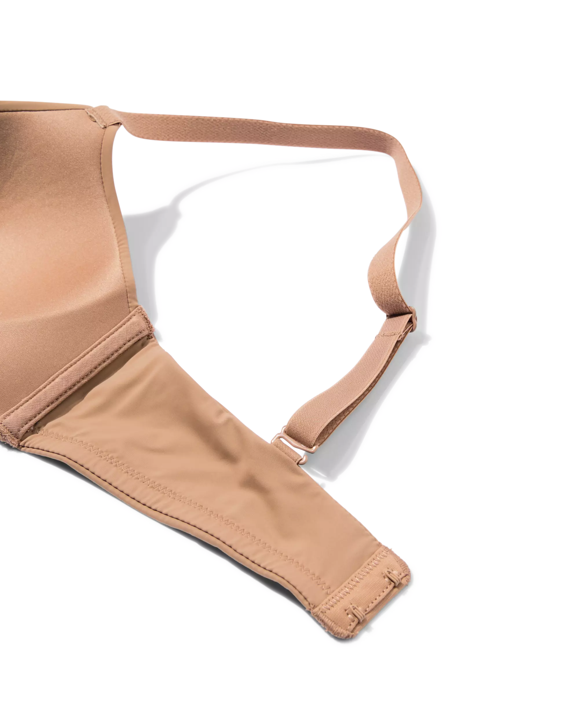soutien-gorge préformé sans armatures