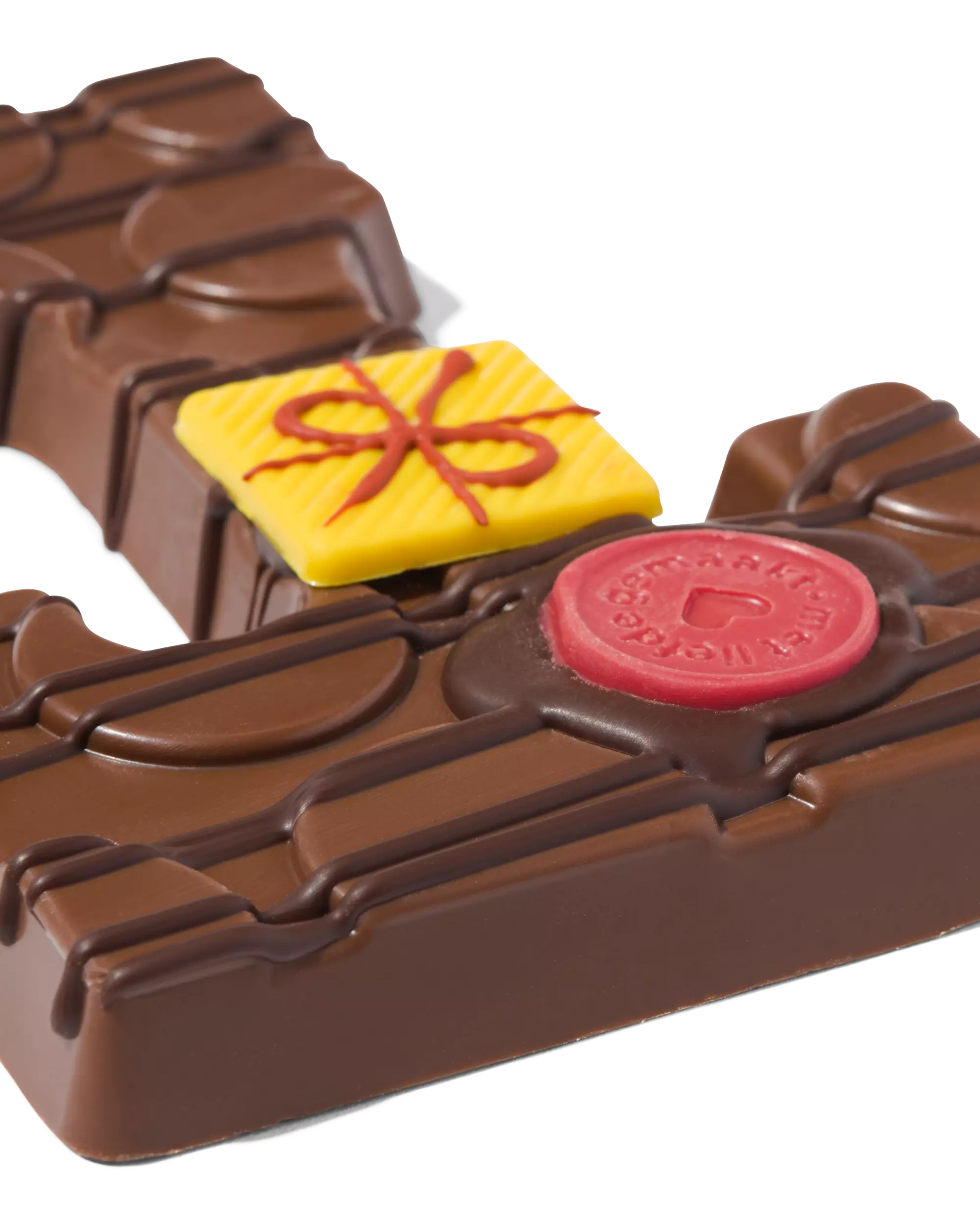 Lettre en chocolat décorée à la main lait T 180g