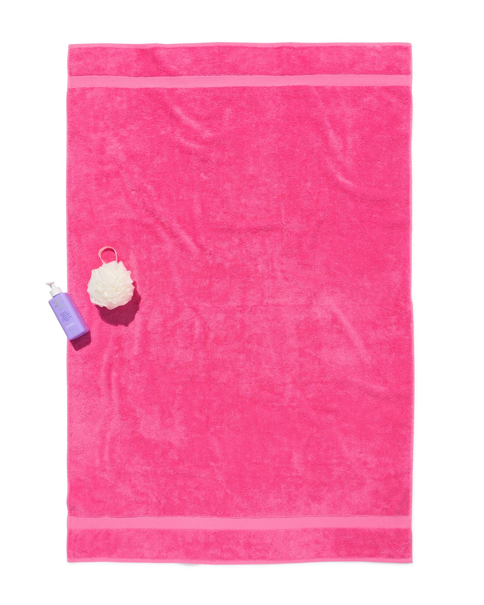 serviette 100x150cm qualit&eacute; sup&eacute;rieure fuchsia fuchsia serviette 100 x 150 - 5200287 - HEMA