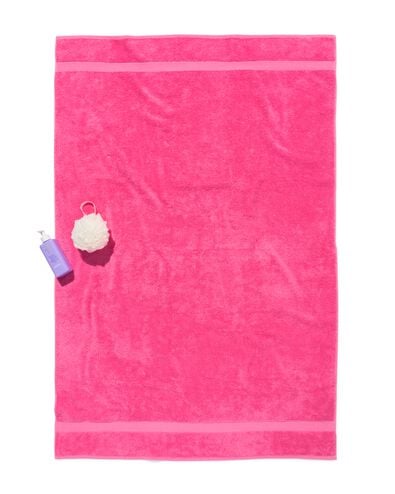 serviette 100x150cm qualit&eacute; sup&eacute;rieure fuchsia fuchsia serviette 100 x 150 - 5200287 - HEMA