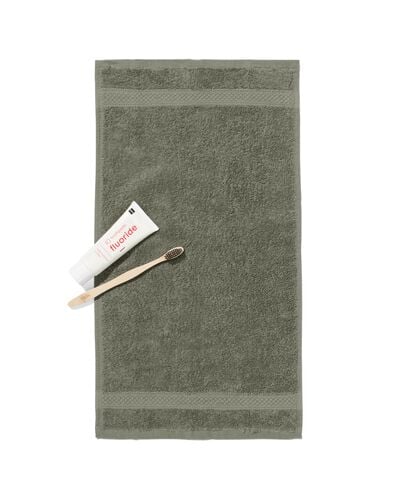 petite serviette 30 x 55 qualit&eacute; sup&eacute;rieure - gris-vert vert arm&eacute;e petite serviette - 5200701 - HEMA