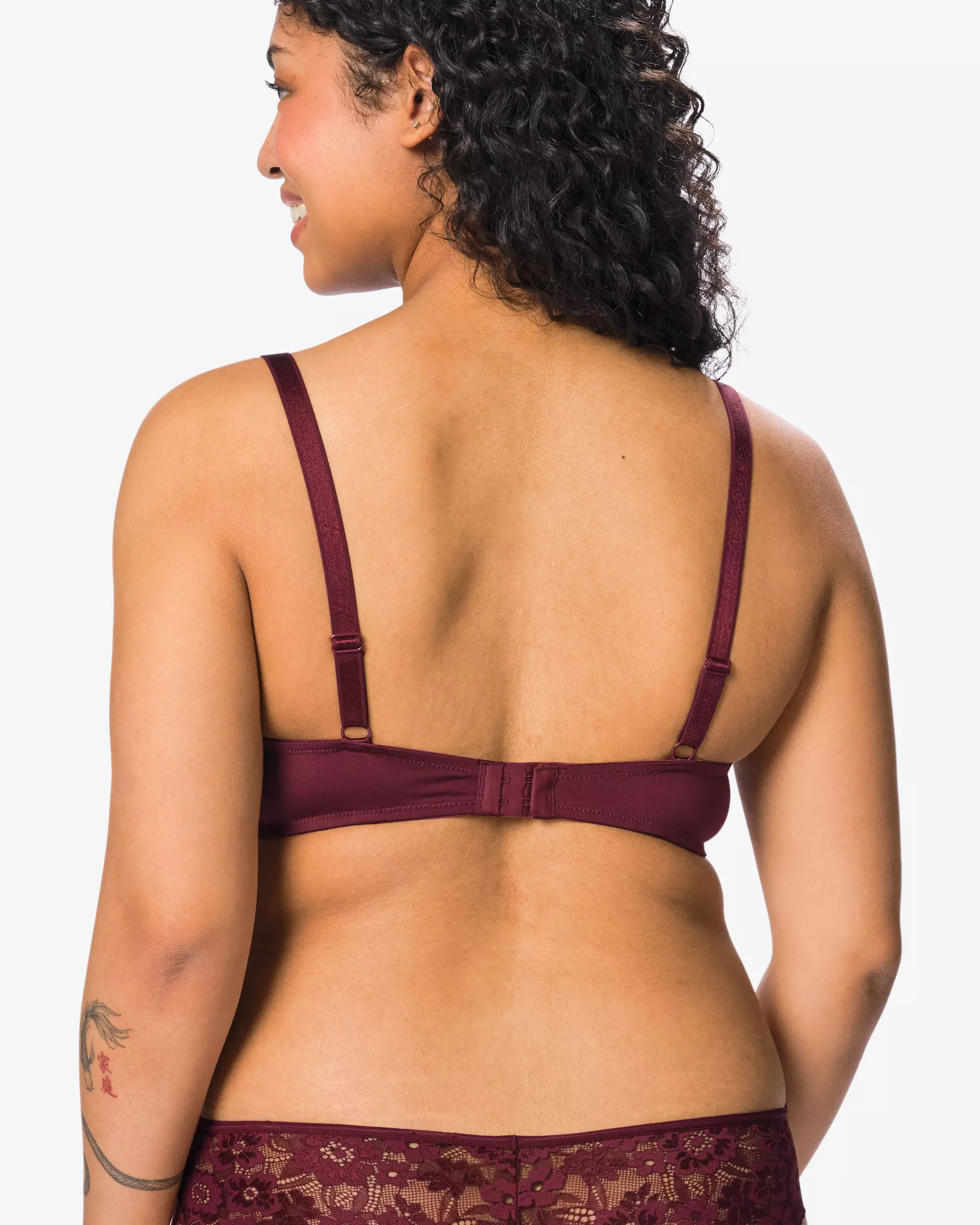 soutien-gorge dentelle préformé avec armatures
