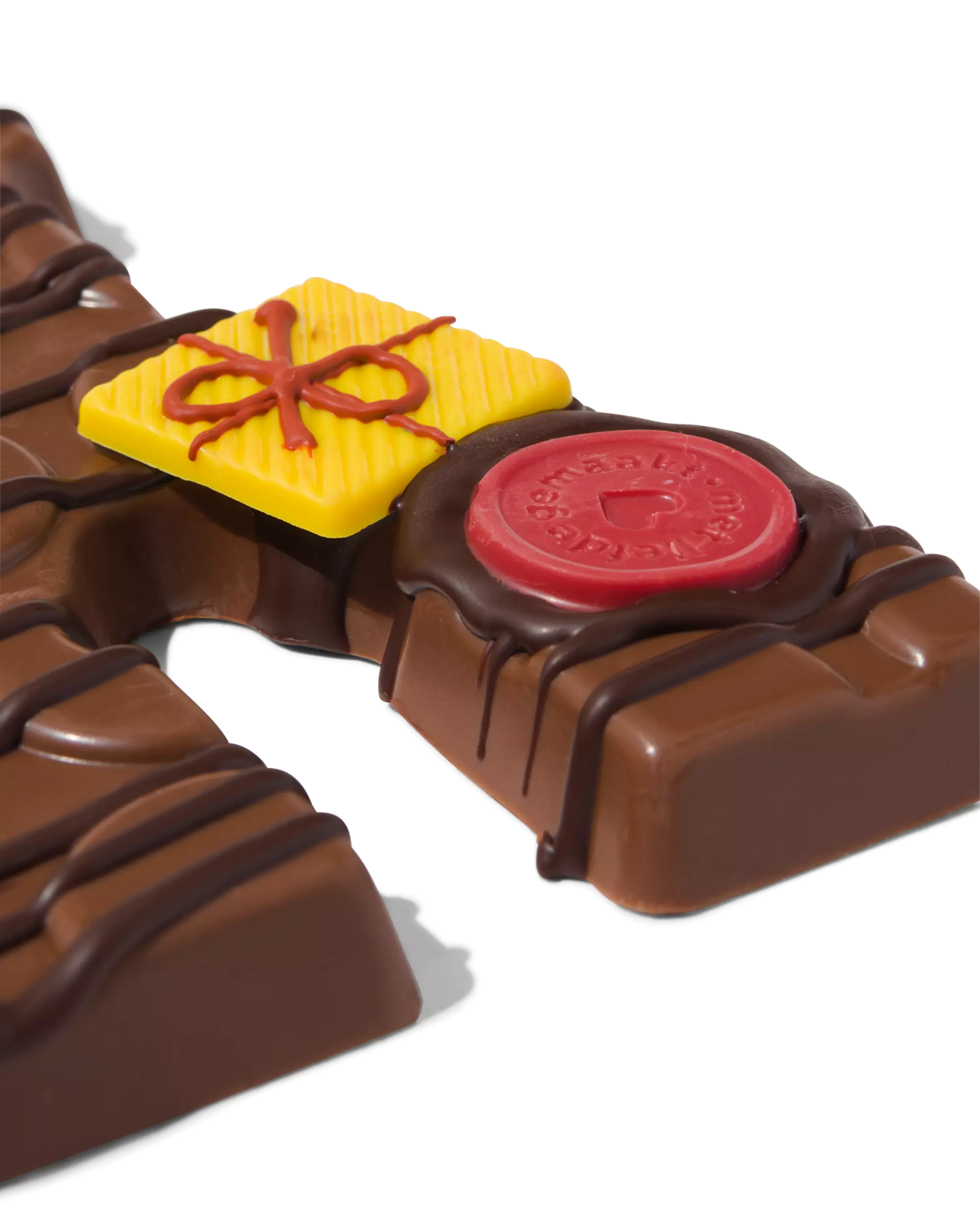 Lettre en chocolat décorée à la main lait Y 180g