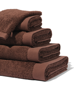 petite serviette 33 x 50 cm qualité hôtel extra douce marron foncé