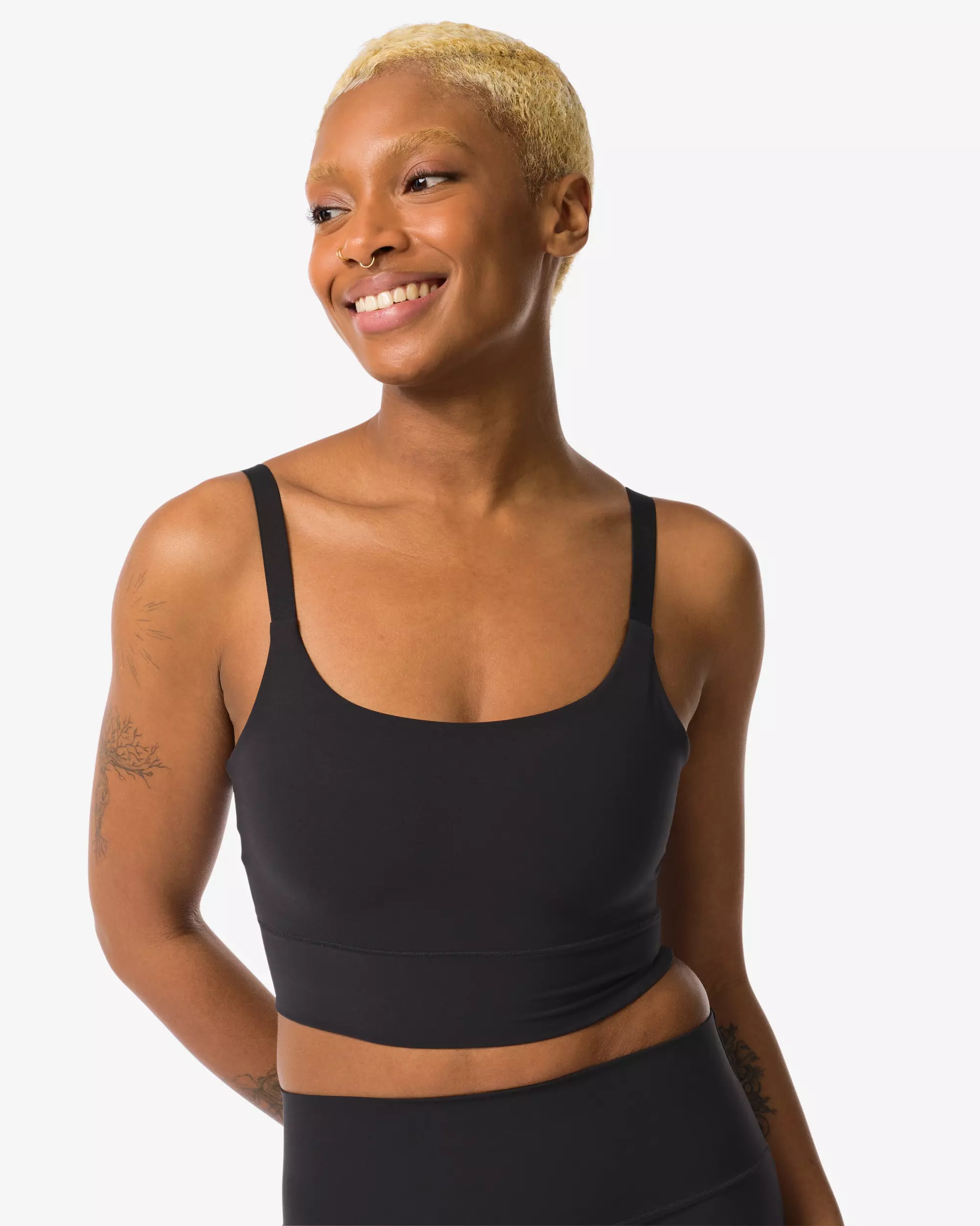Nicht vorgeformtes, bügelloses Bustier mit körperformenden Eigenschaften
