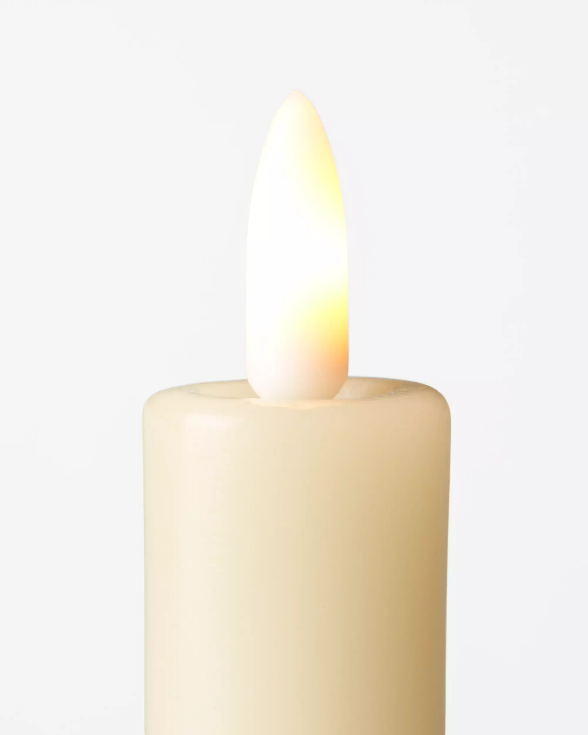 bougie led en forme de bougeoir ⌀7,6 x 27,5 cm rustique ivoire