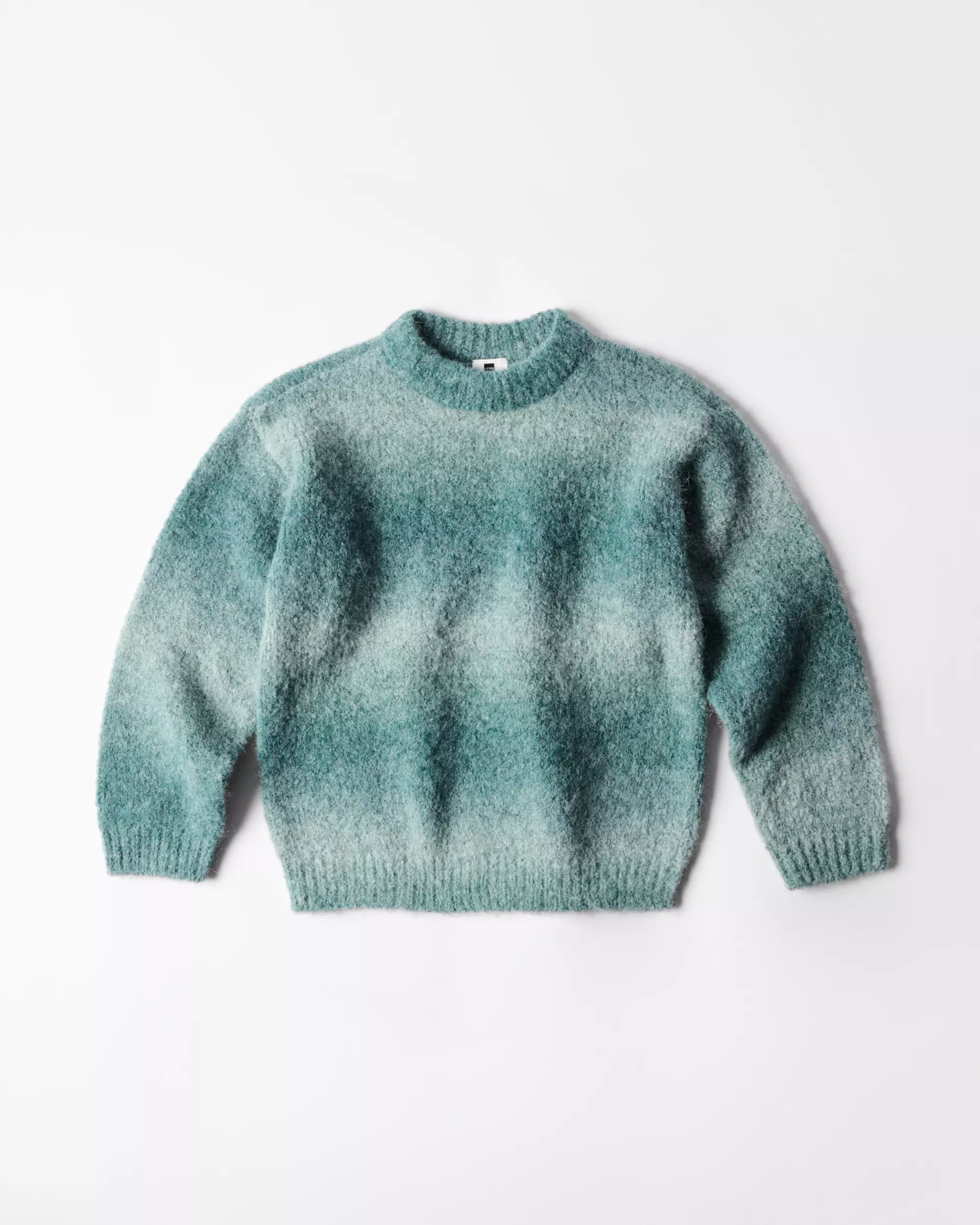 Kinderpullover mit Farbverlauf