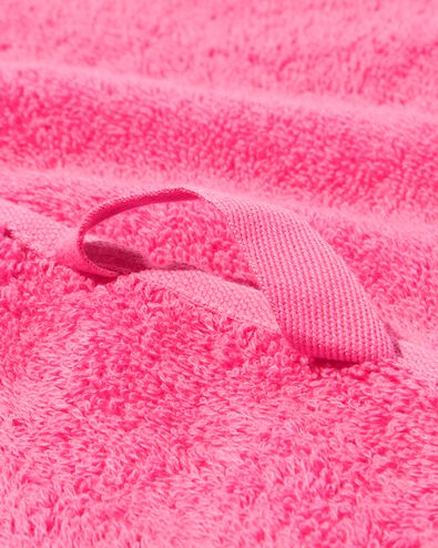 serviette 60x110cm qualit&eacute; sup&eacute;rieure fuchsia fuchsia serviette 60 x 110 - 5200285 - HEMA