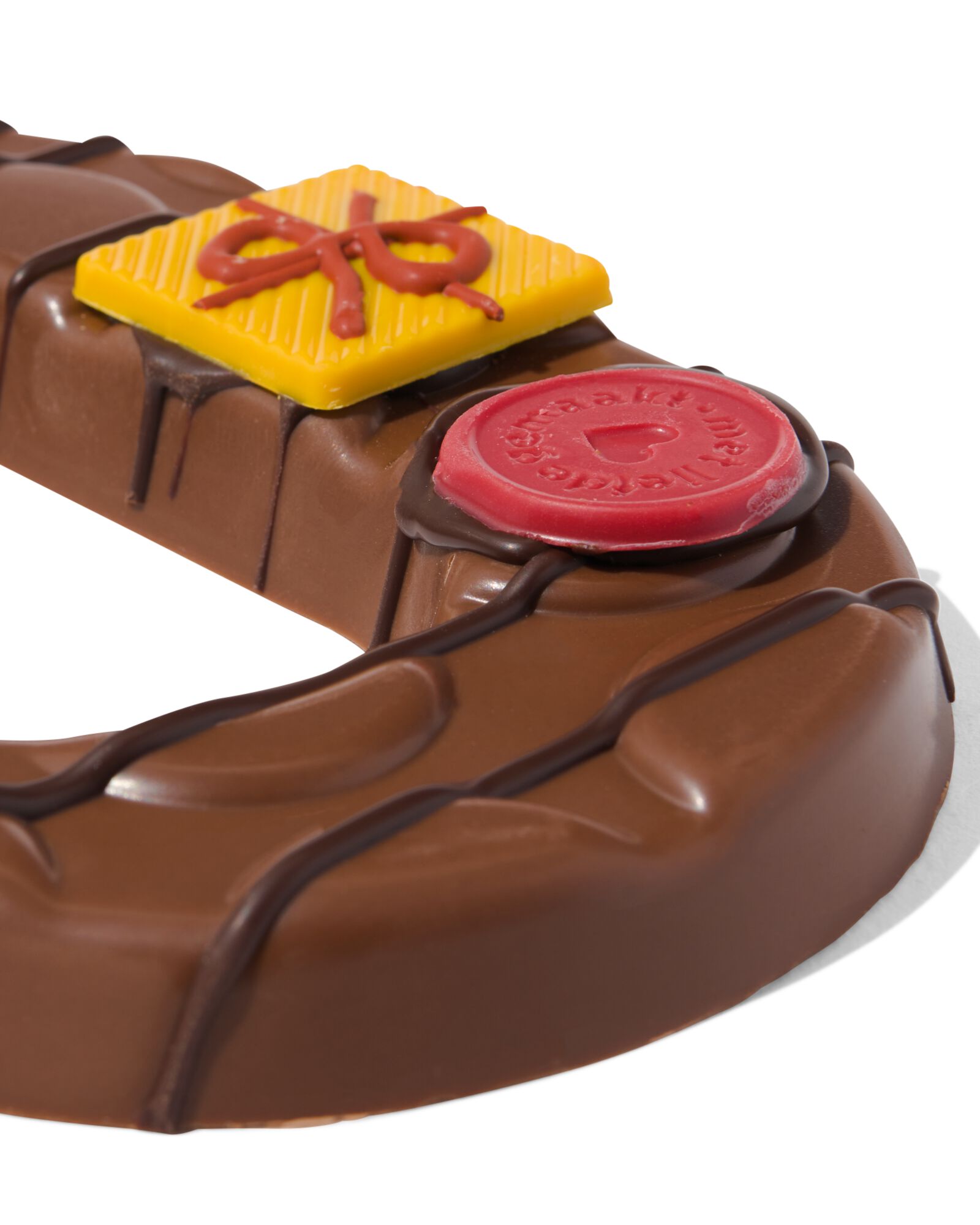 Lettre en chocolat d&eacute;cor&eacute;e &agrave; la main lait C 180g C lait - 24427403 - HEMA