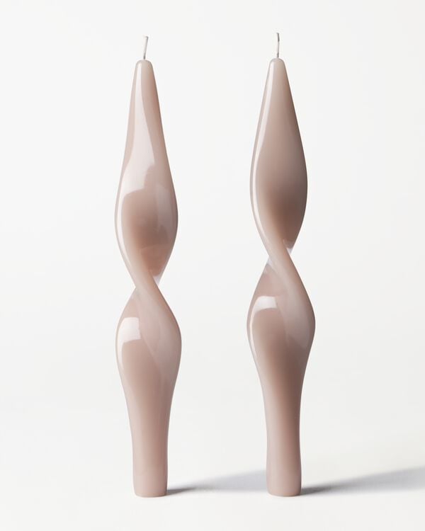 bougies longues XL ⌀4,3 x 27 cm torsad&eacute;es ivoire - lot de 2 - 13506200 - HEMA