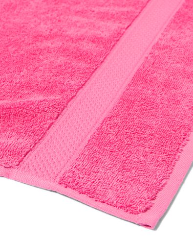 handdoek 50x100cm zware kwaliteit fuchsia fuchsia handdoek 50 x 100 - 5200284 - HEMA